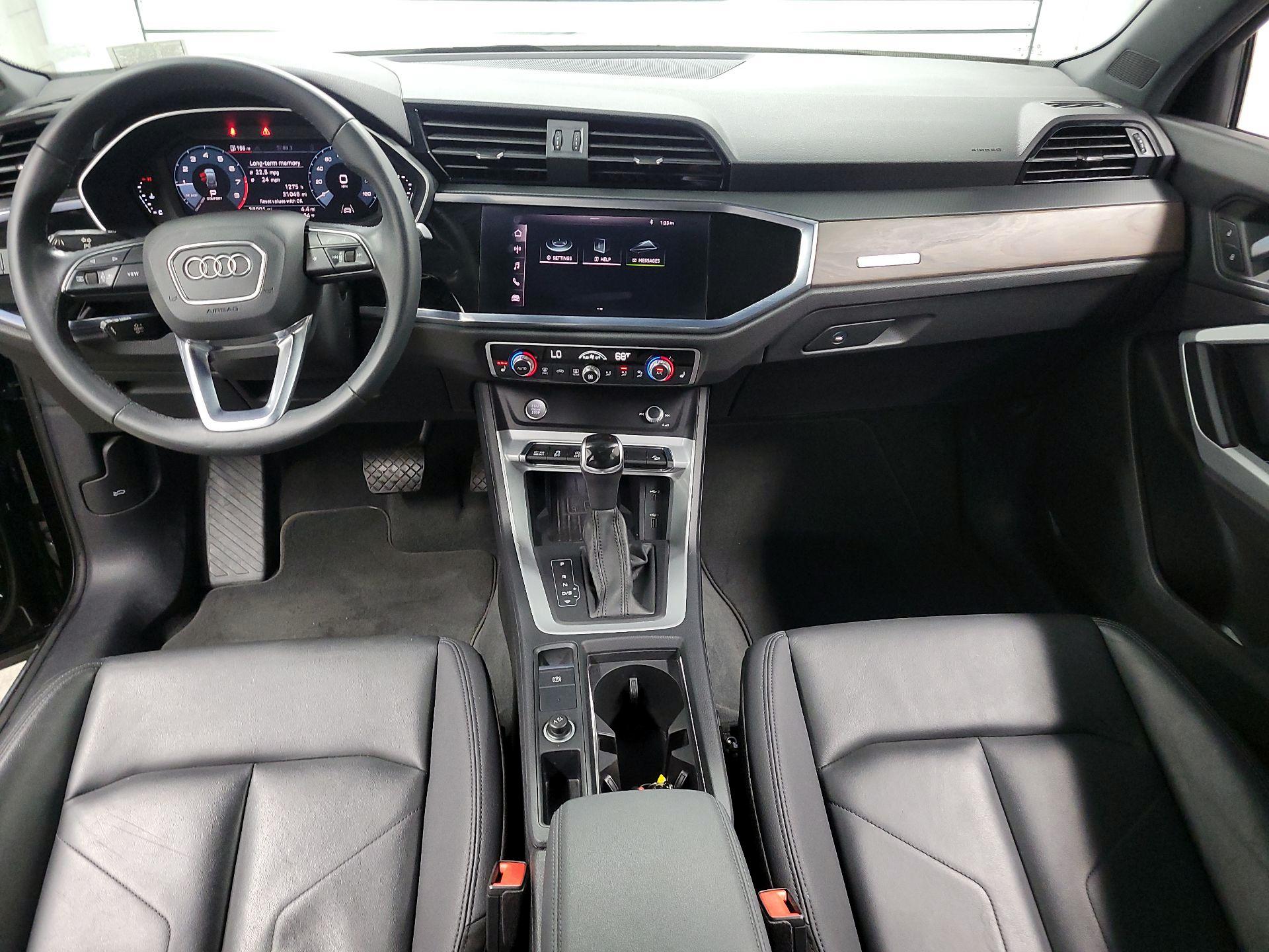 Thumbnail: 2020 Audi Q3 - 9