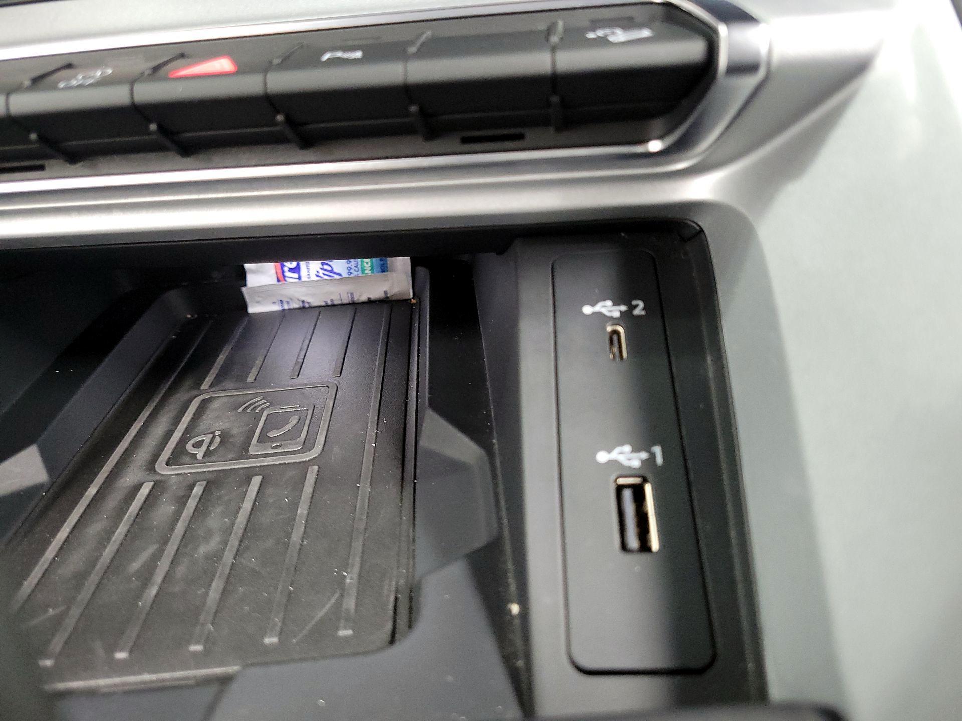 Thumbnail: 2020 Audi Q3 - 18