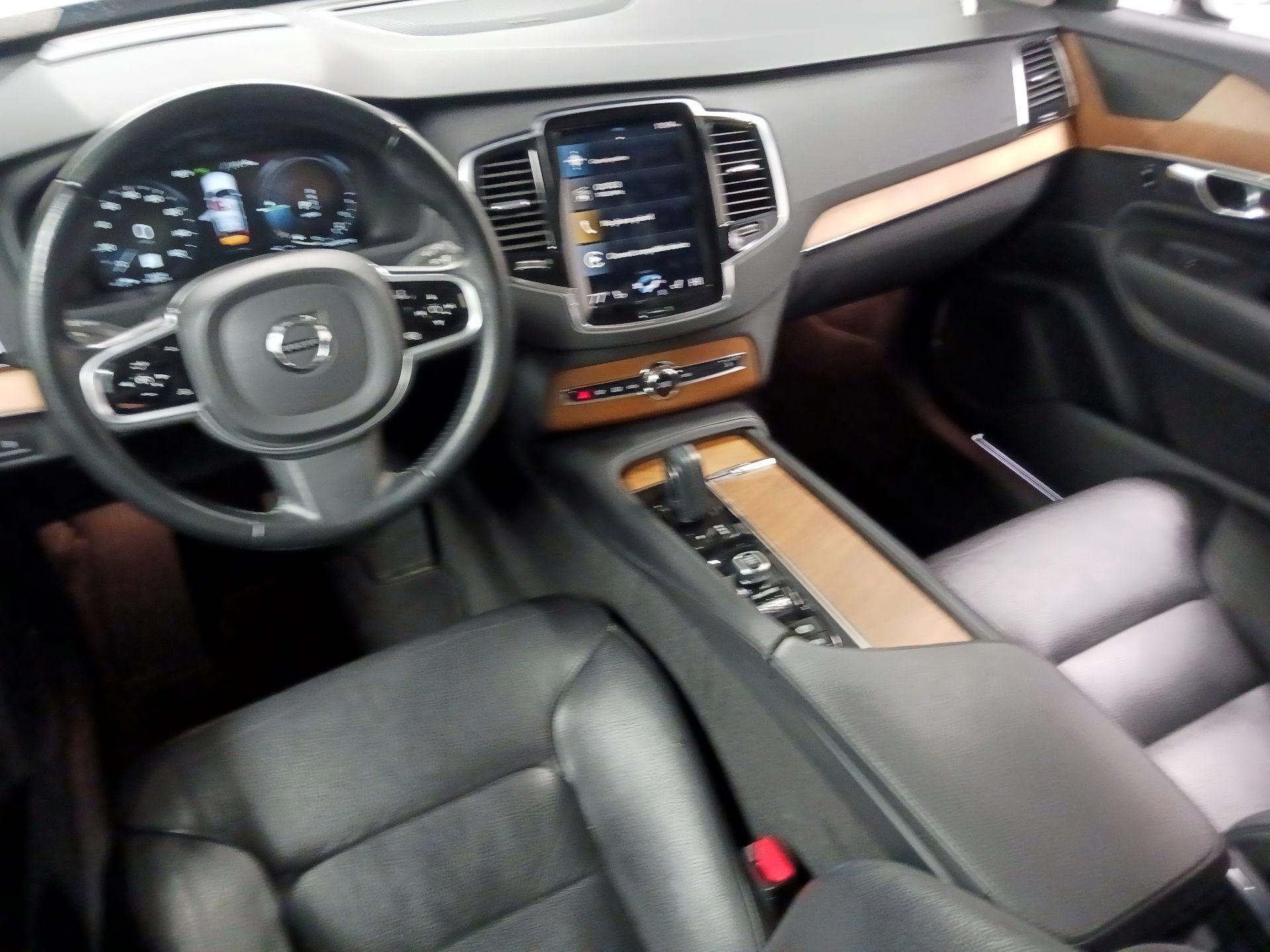 Thumbnail: 2021 Volvo XC90 - 9