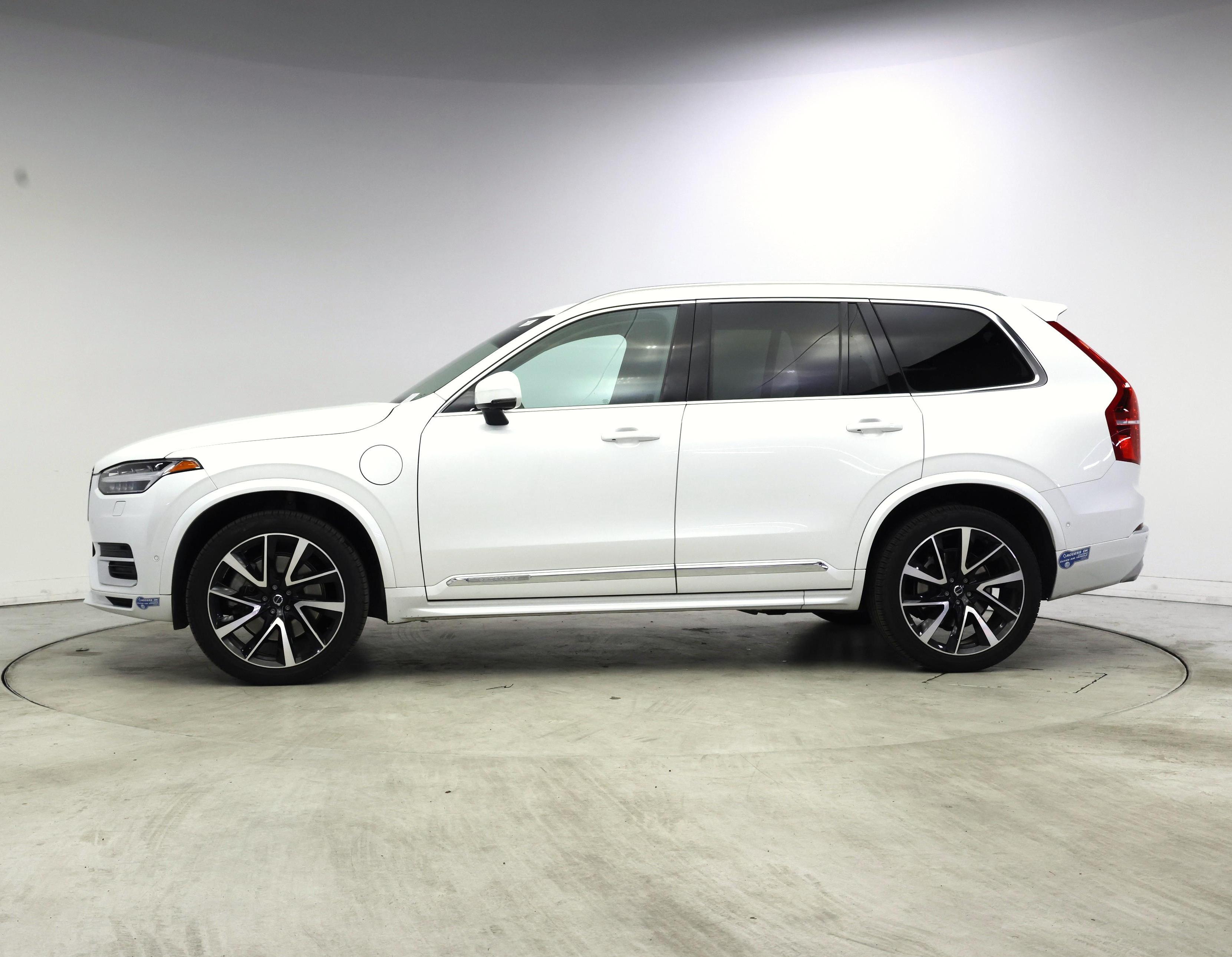 Thumbnail: 2021 Volvo XC90 - 3