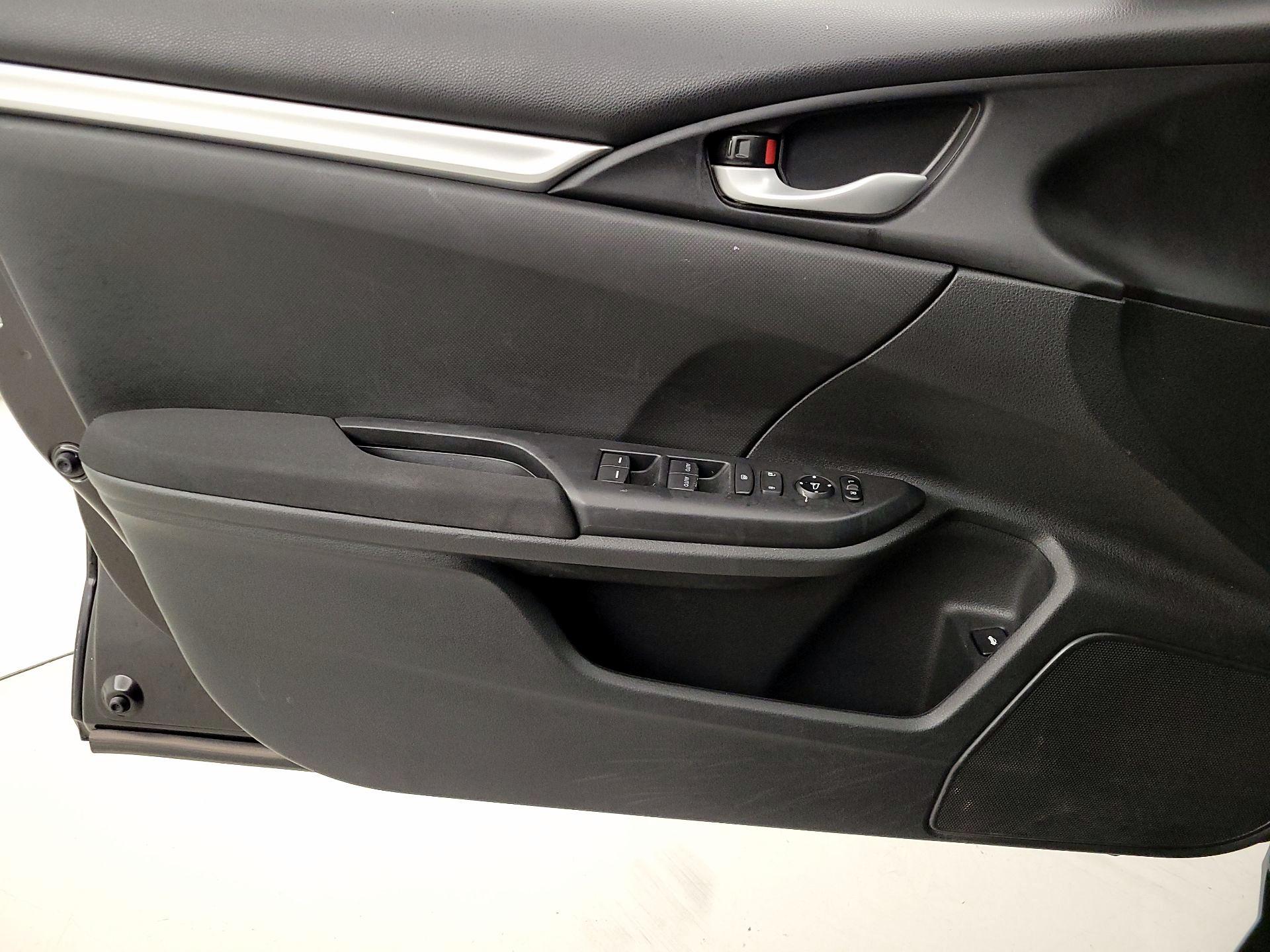 Thumbnail: 2019 Honda Civic - 12