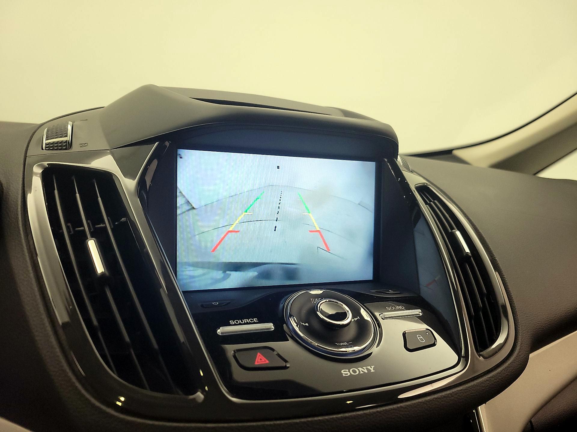 Thumbnail: 2015 Ford C-Max - 14