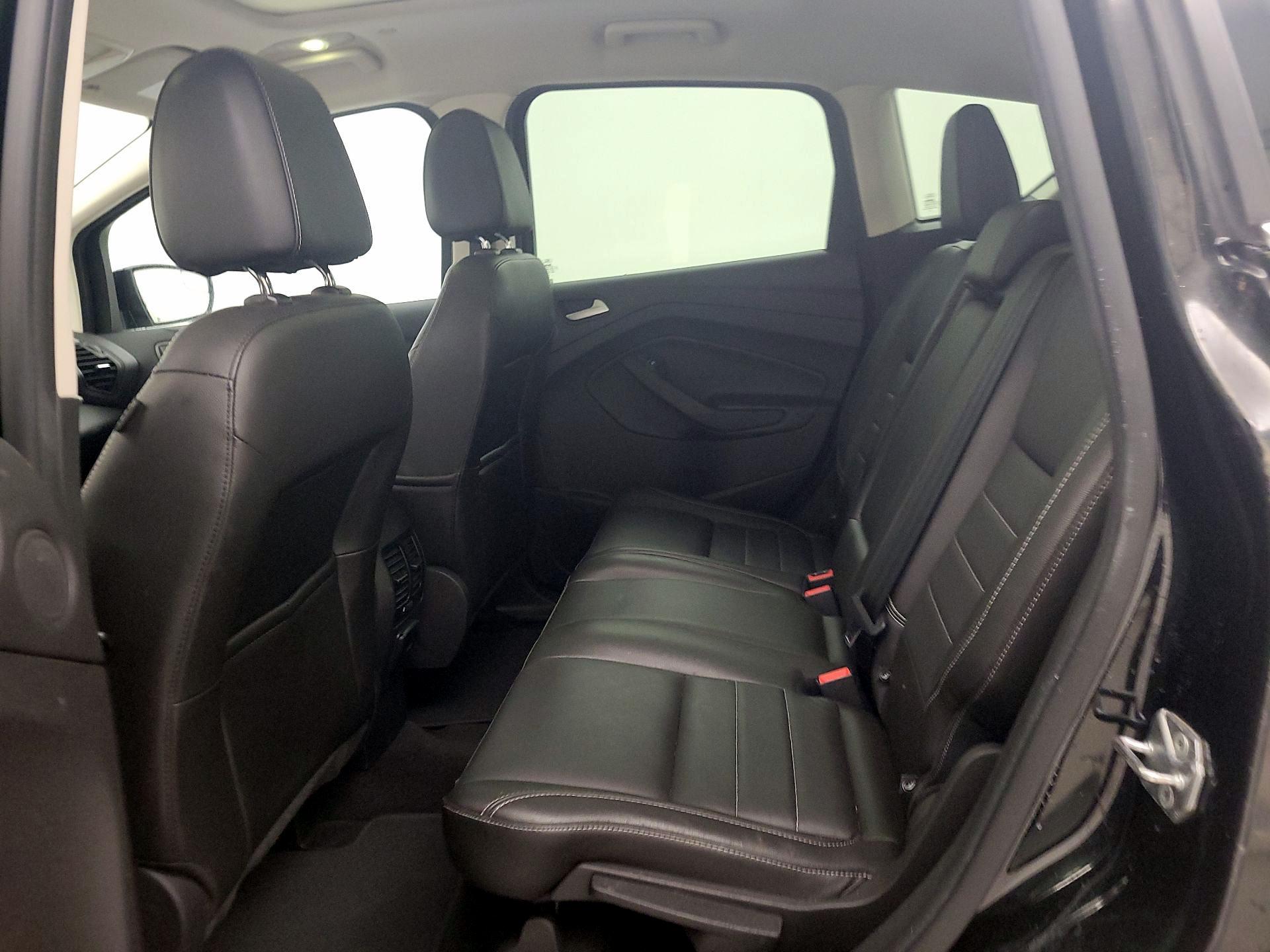 Thumbnail: 2015 Ford C-Max - 19