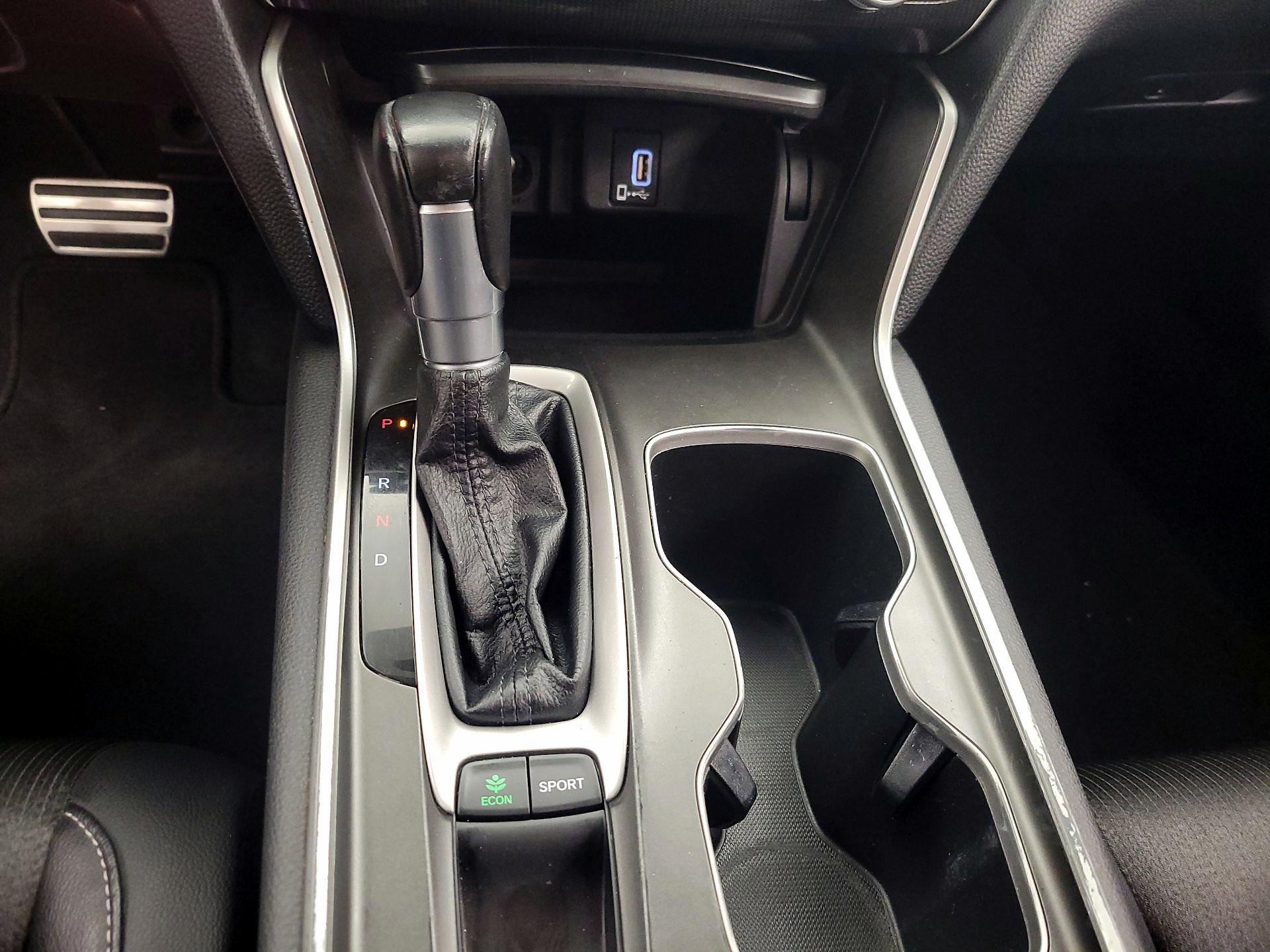 Thumbnail: 2018 Honda Accord - 17