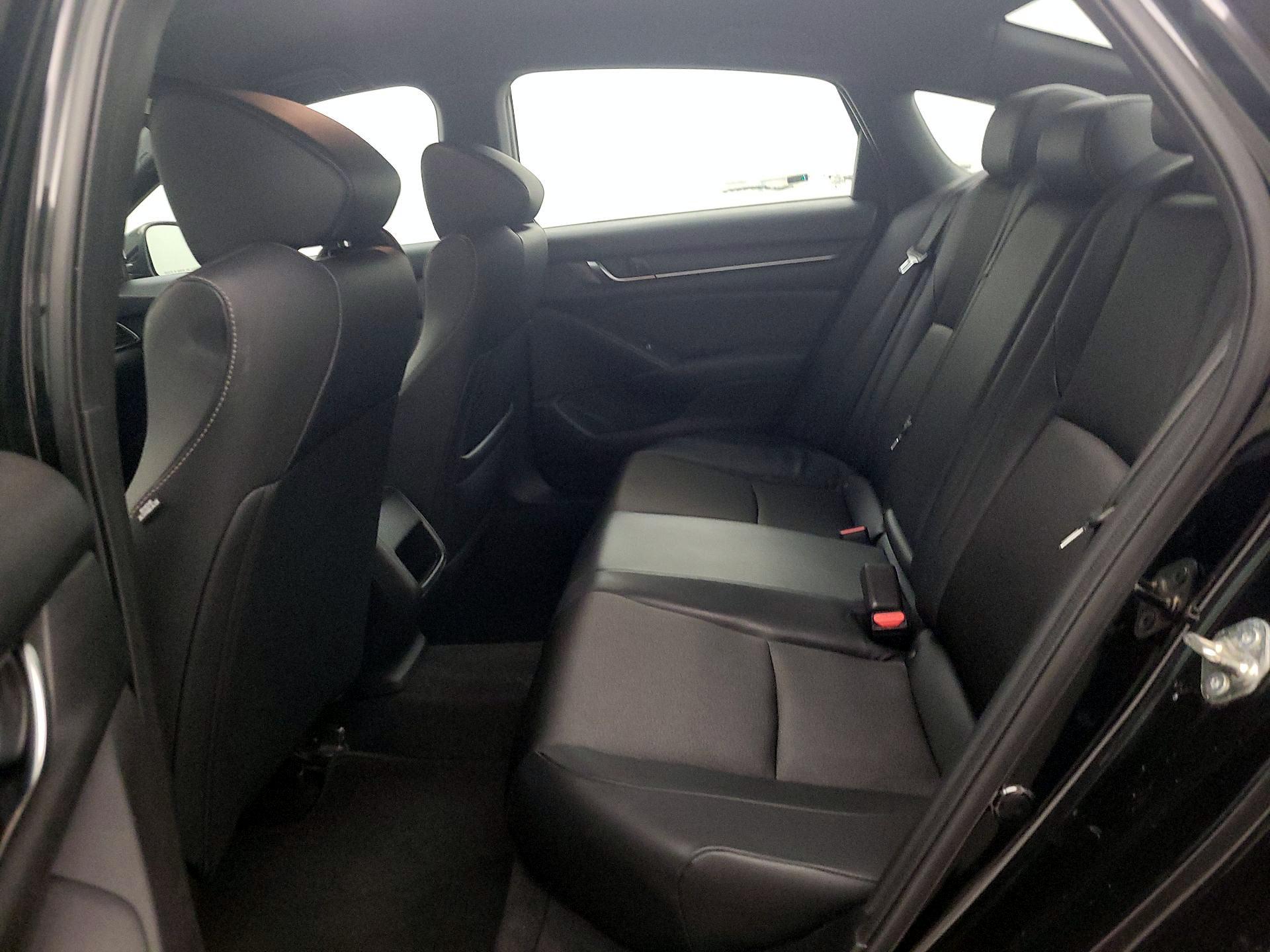 Thumbnail: 2018 Honda Accord - 19