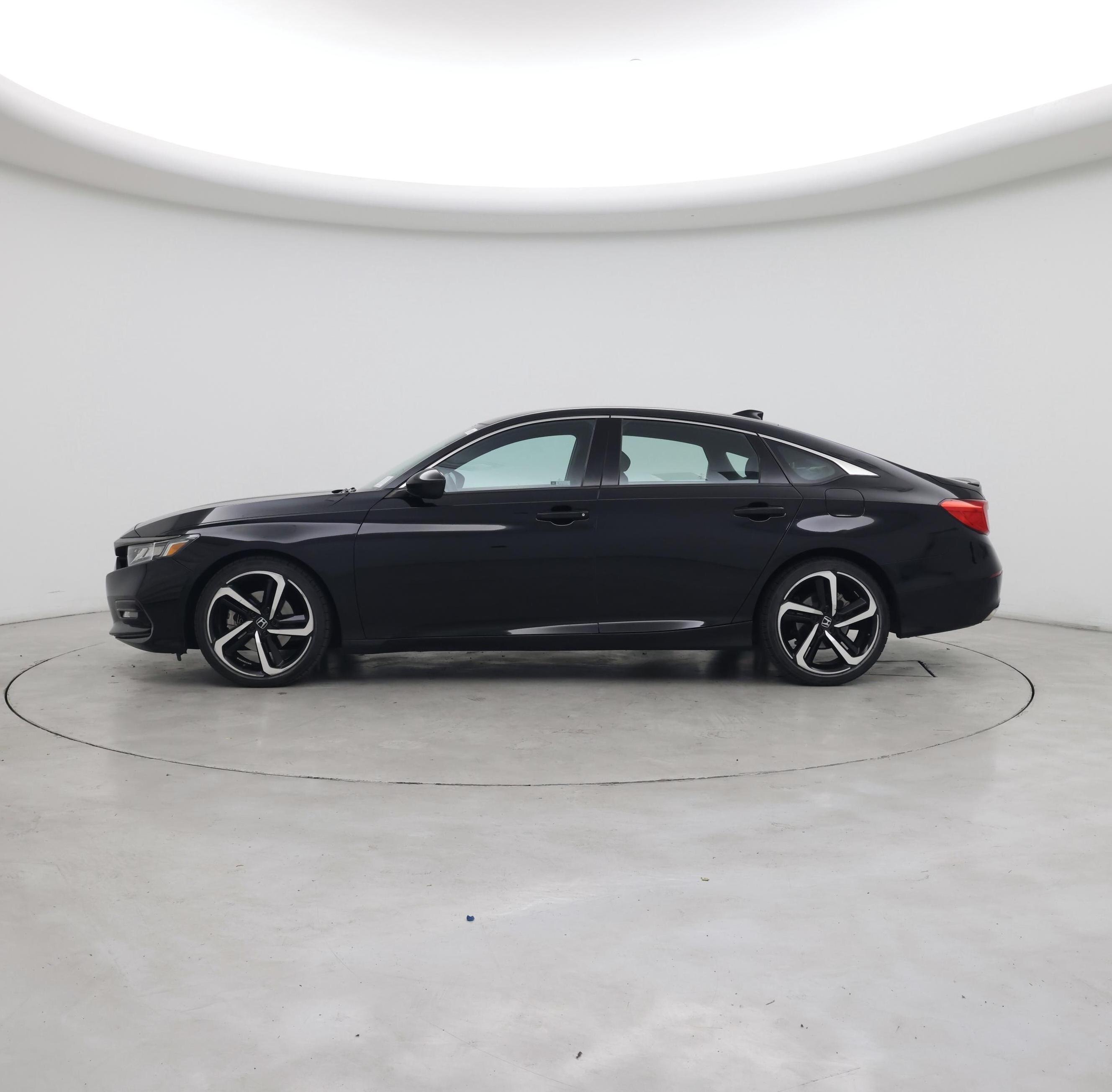 Thumbnail: 2018 Honda Accord - 3