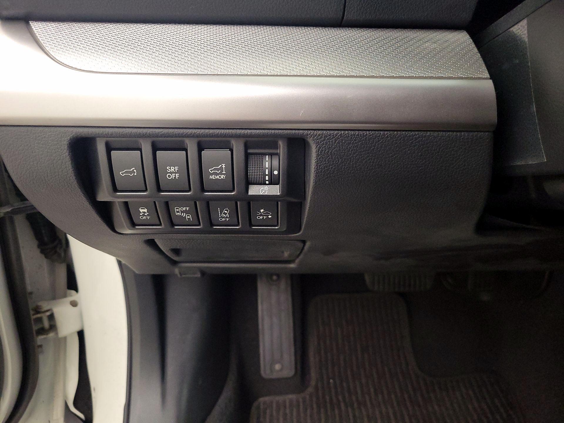 Thumbnail: 2015 Subaru Outback - 13