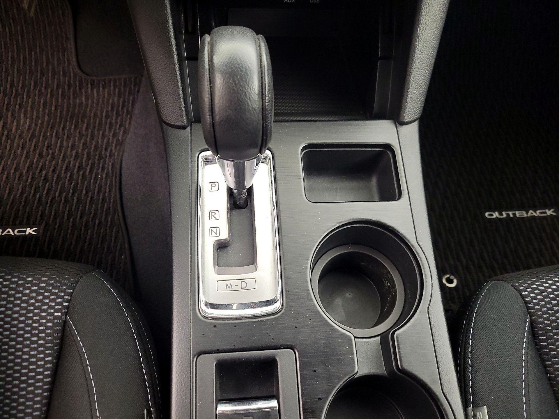 Thumbnail: 2015 Subaru Outback - 17