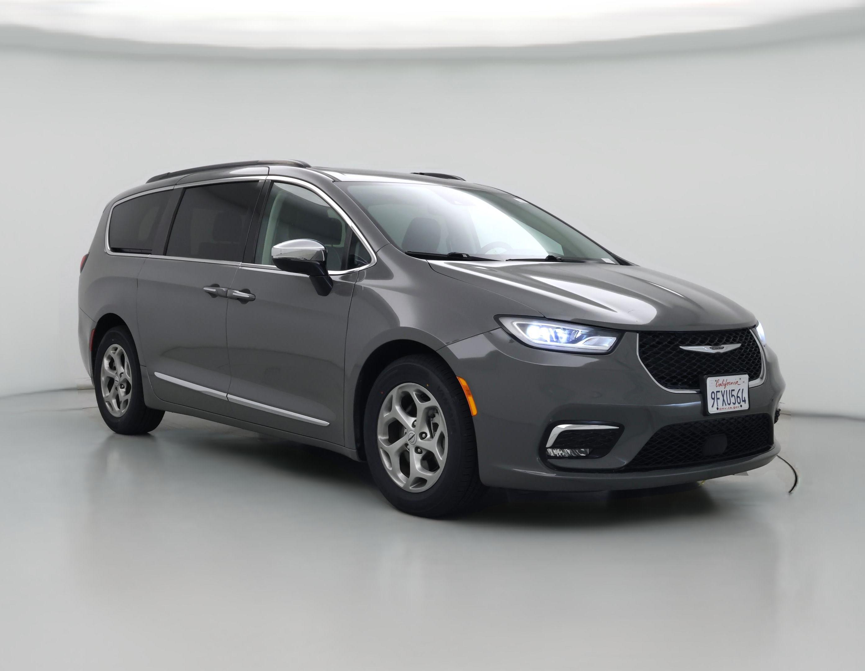 Thumbnail: 2023 Chrysler Pacifica - 1