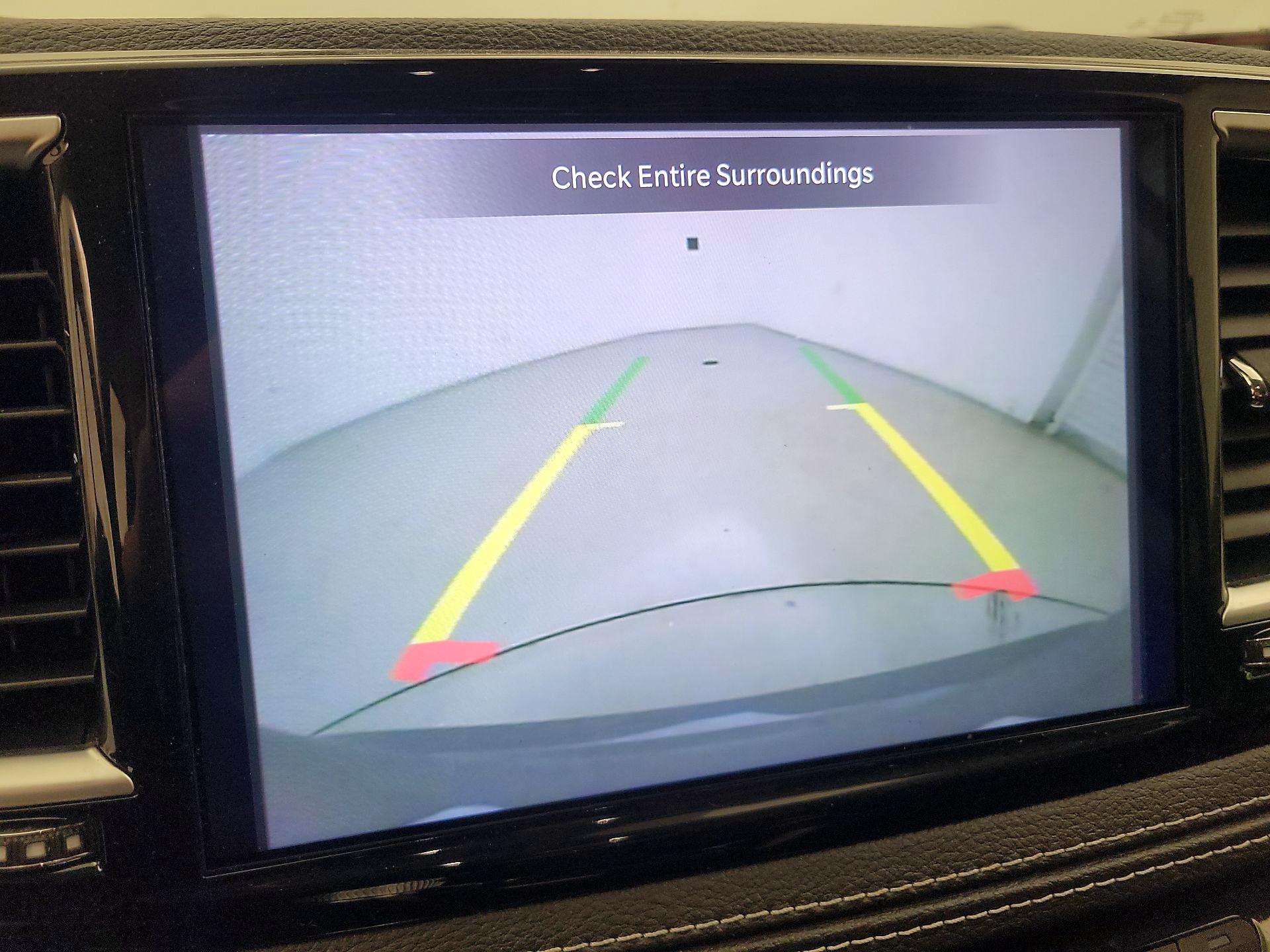 Thumbnail: 2023 Chrysler Pacifica - 14