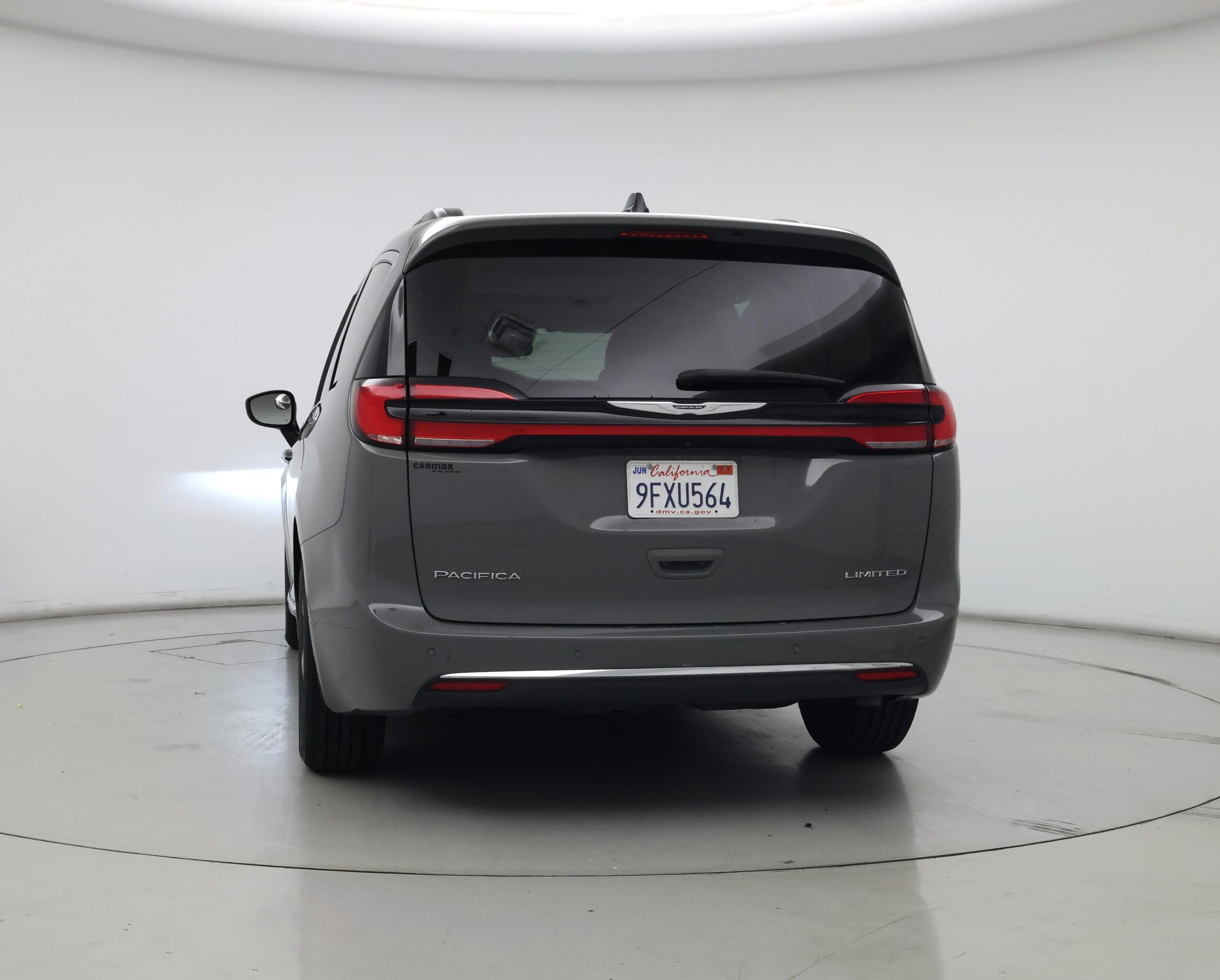 Thumbnail: 2023 Chrysler Pacifica - 6