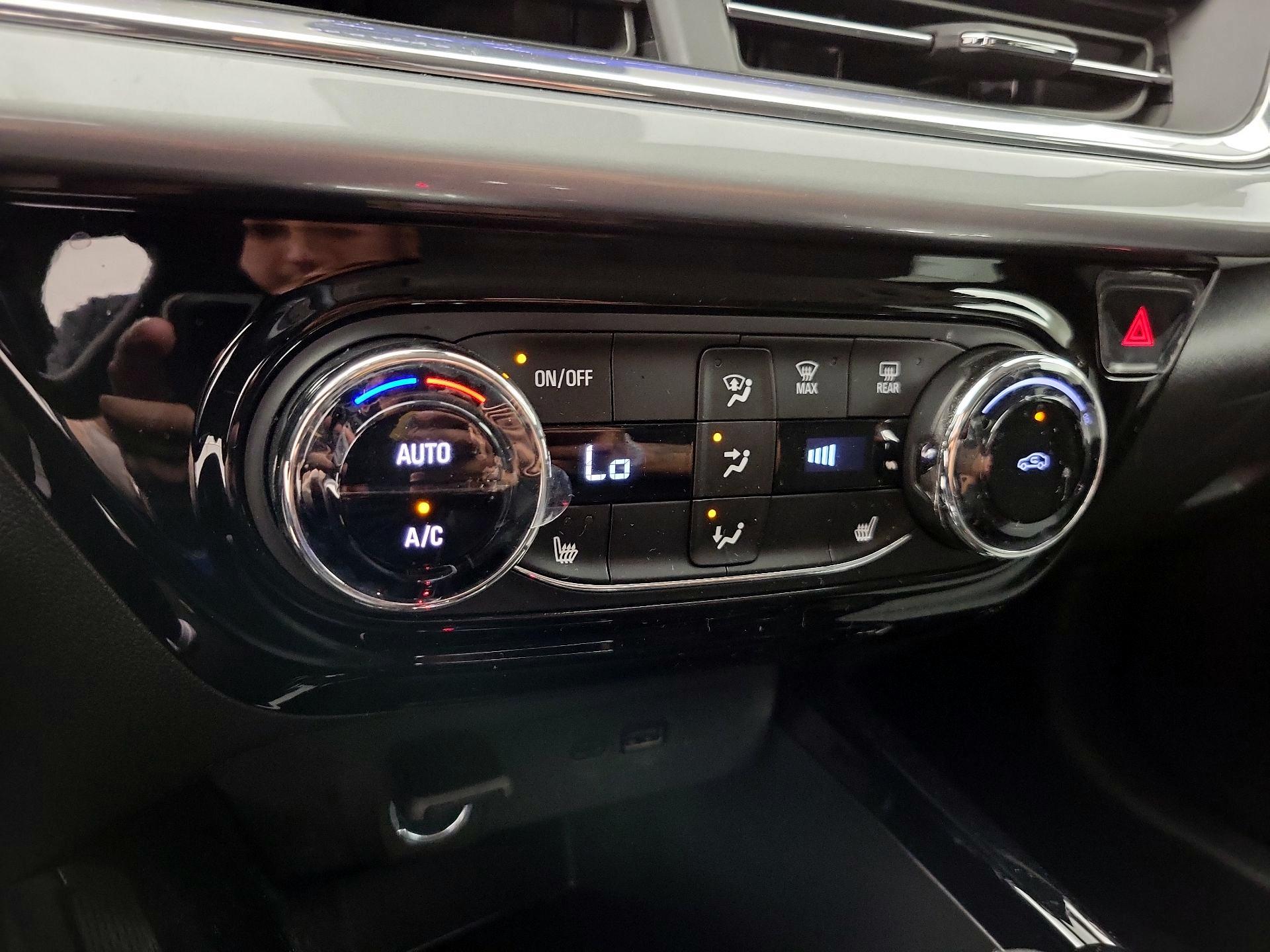 Thumbnail: 2025 Chevrolet Trax - 16