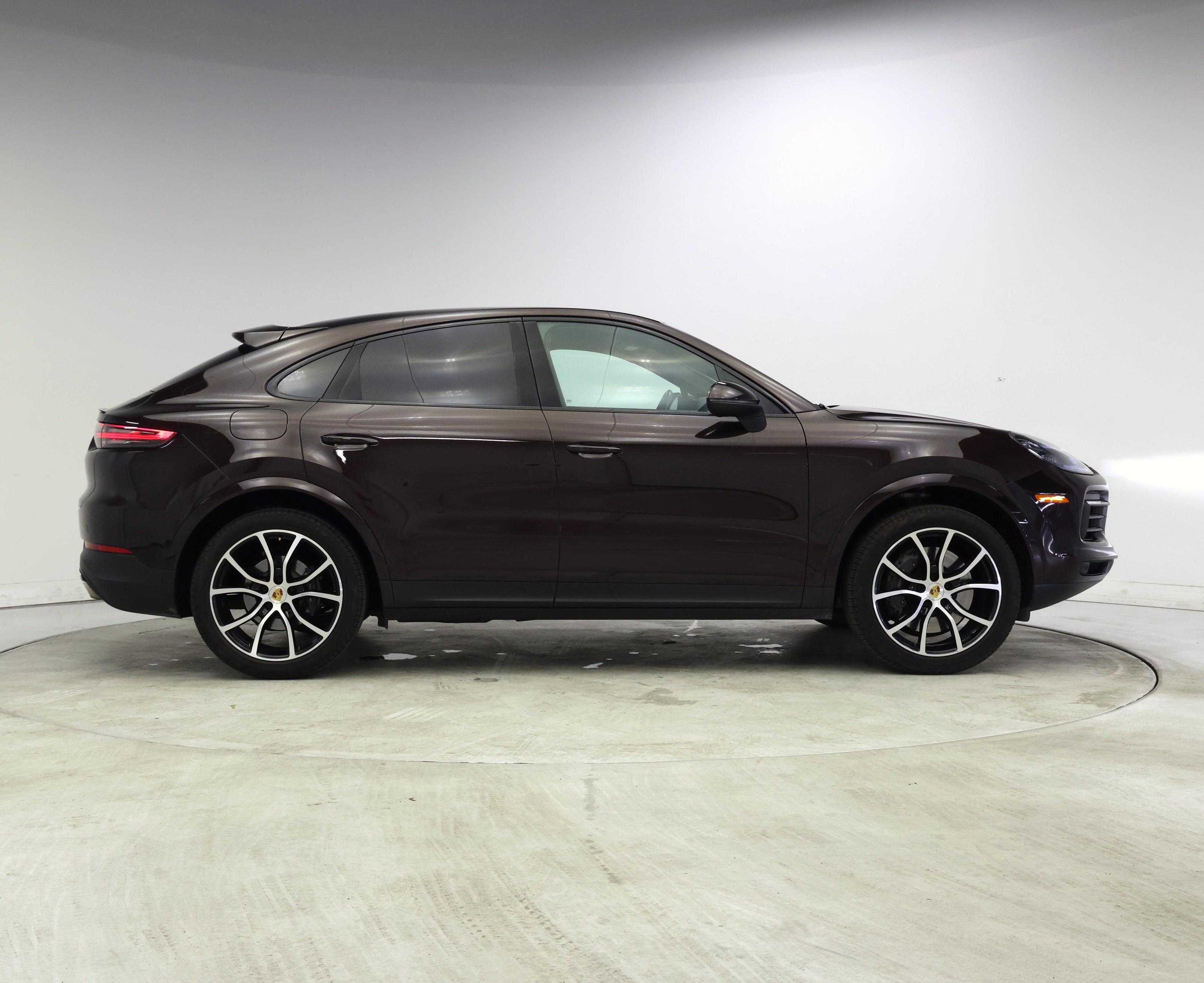 Thumbnail: 2021 Porsche Cayenne - 7