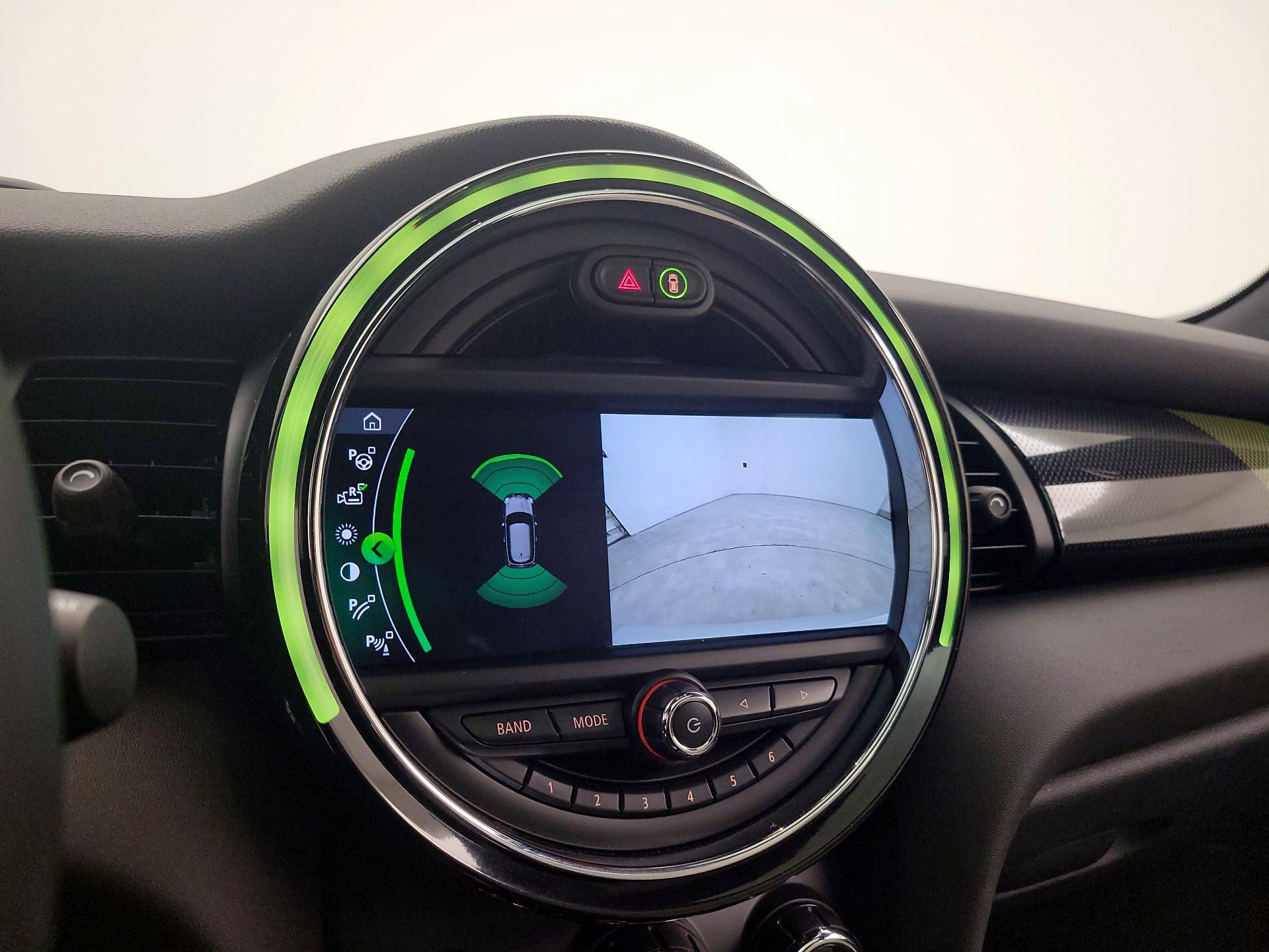 Thumbnail: 2021 MINI Cooper Hardtop - 14