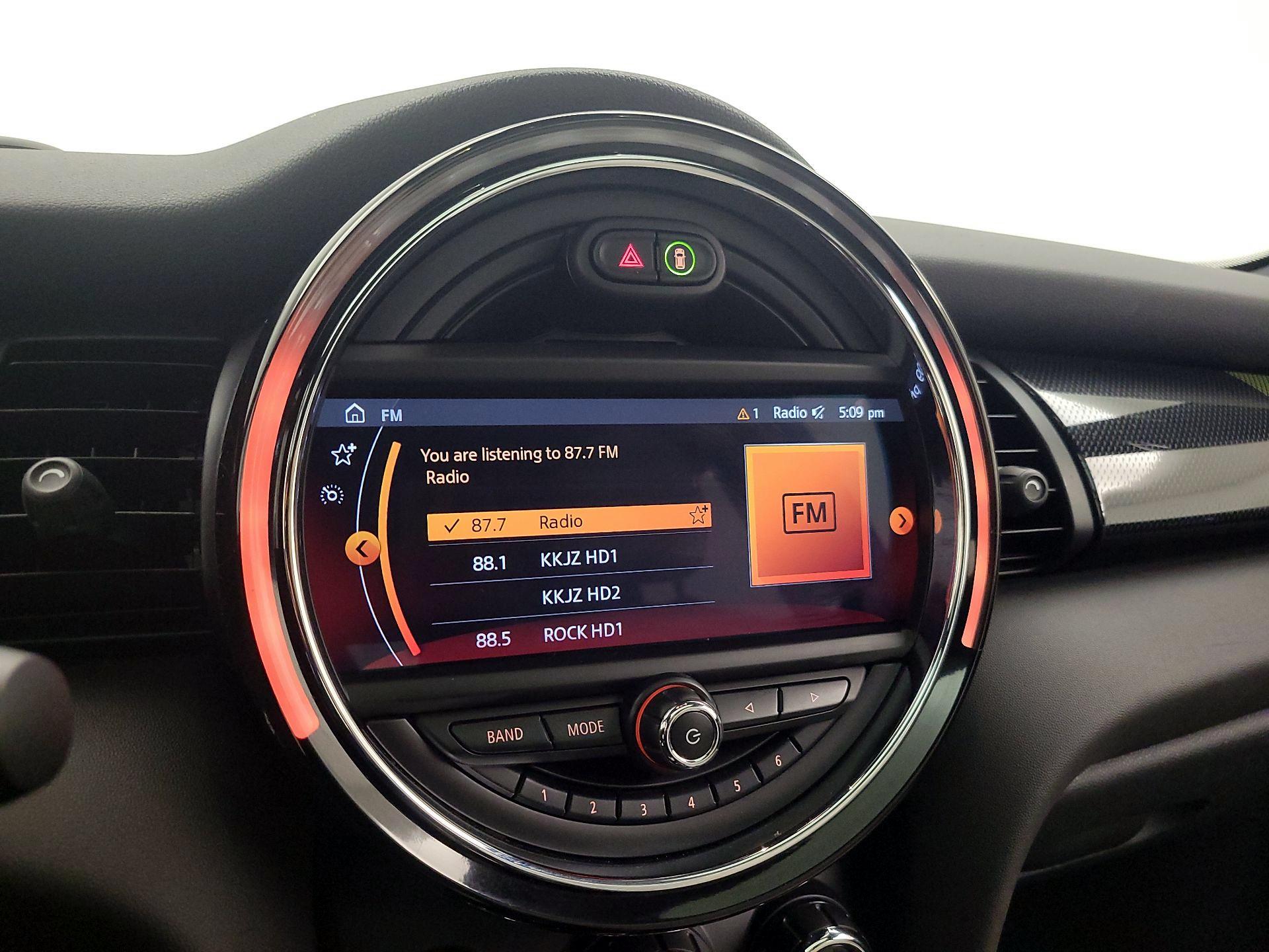 Thumbnail: 2021 MINI Cooper Hardtop - 15