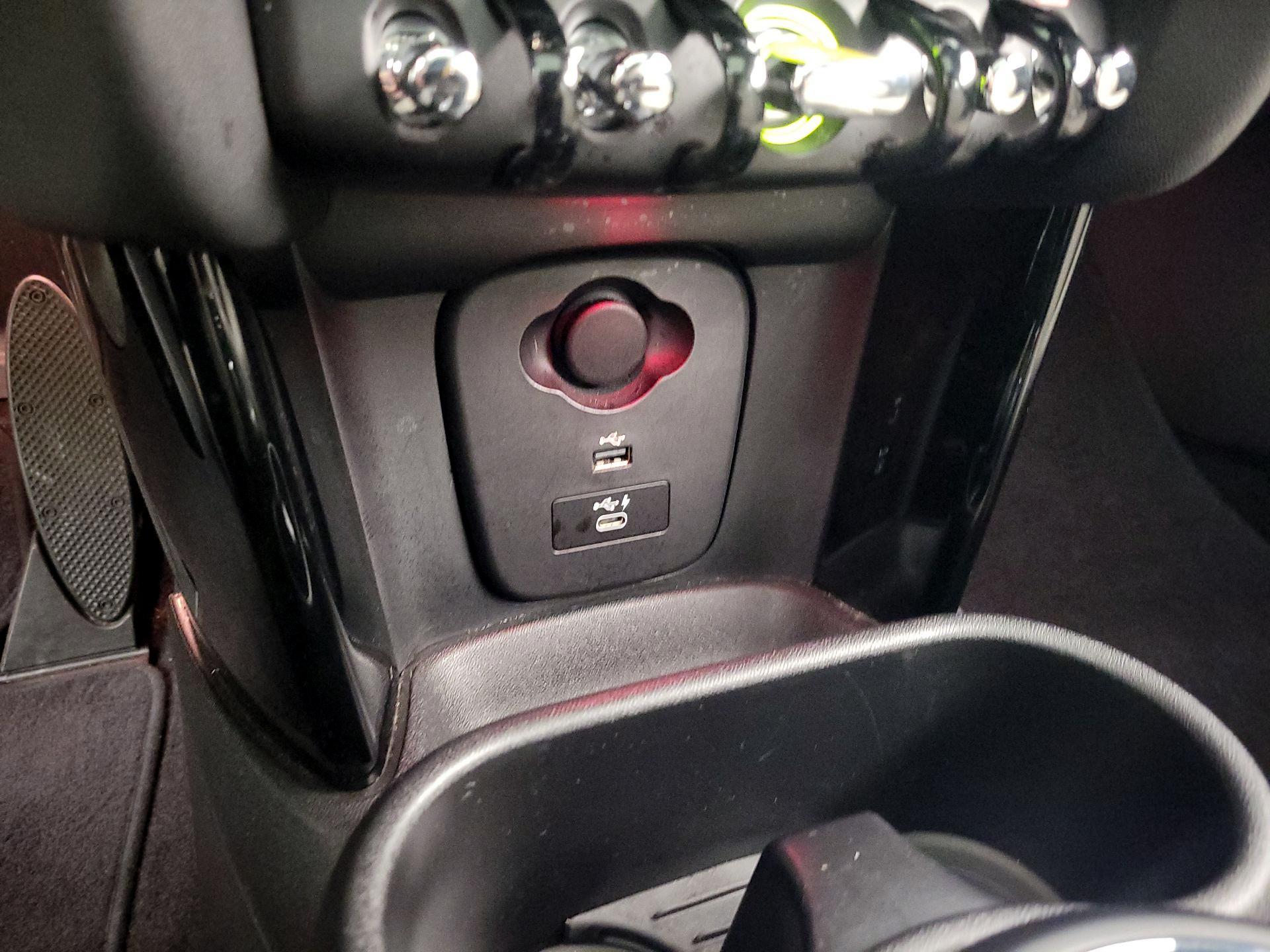 Thumbnail: 2021 MINI Cooper Hardtop - 18