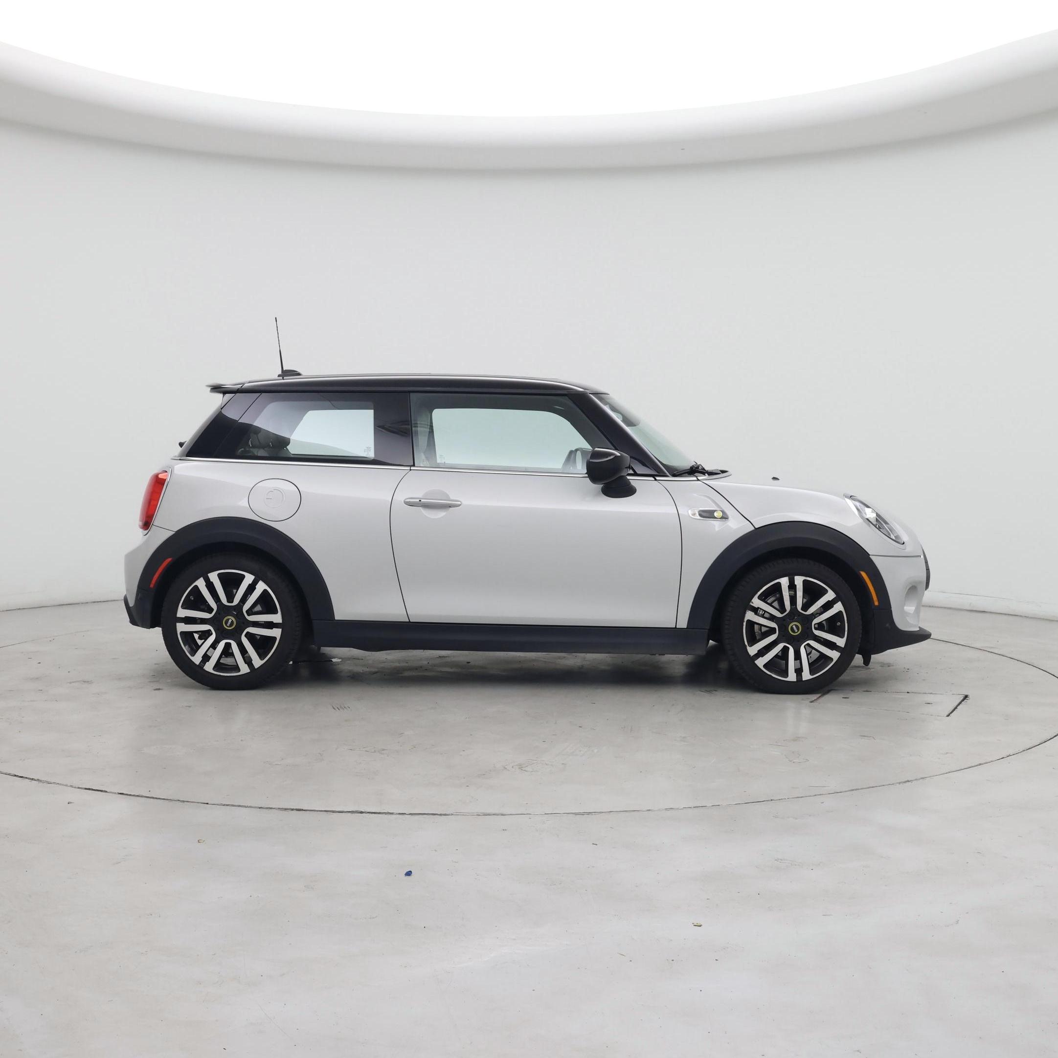 Thumbnail: 2021 MINI Cooper Hardtop - 7