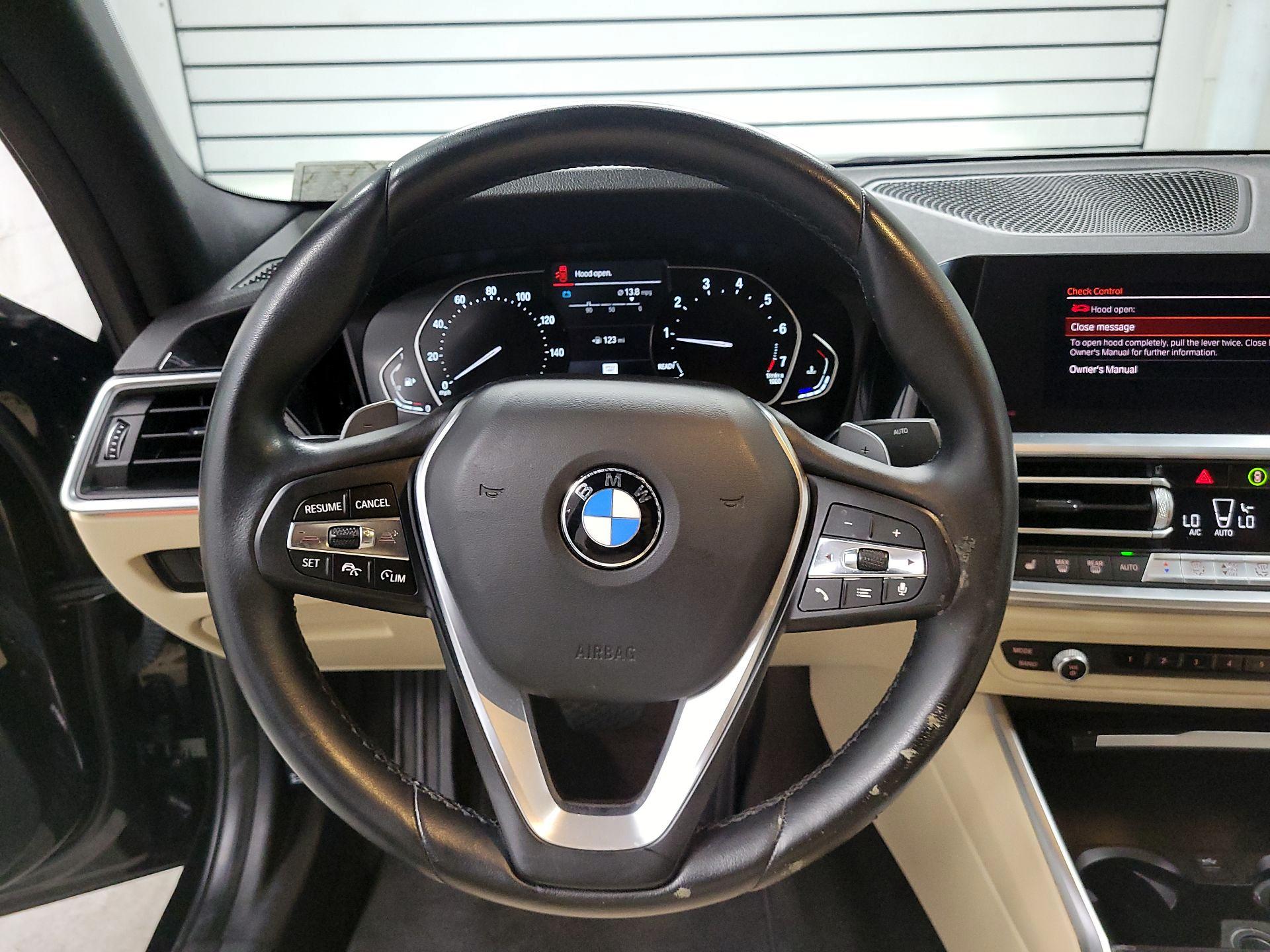 Thumbnail: 2021 BMW 3 Series - 10