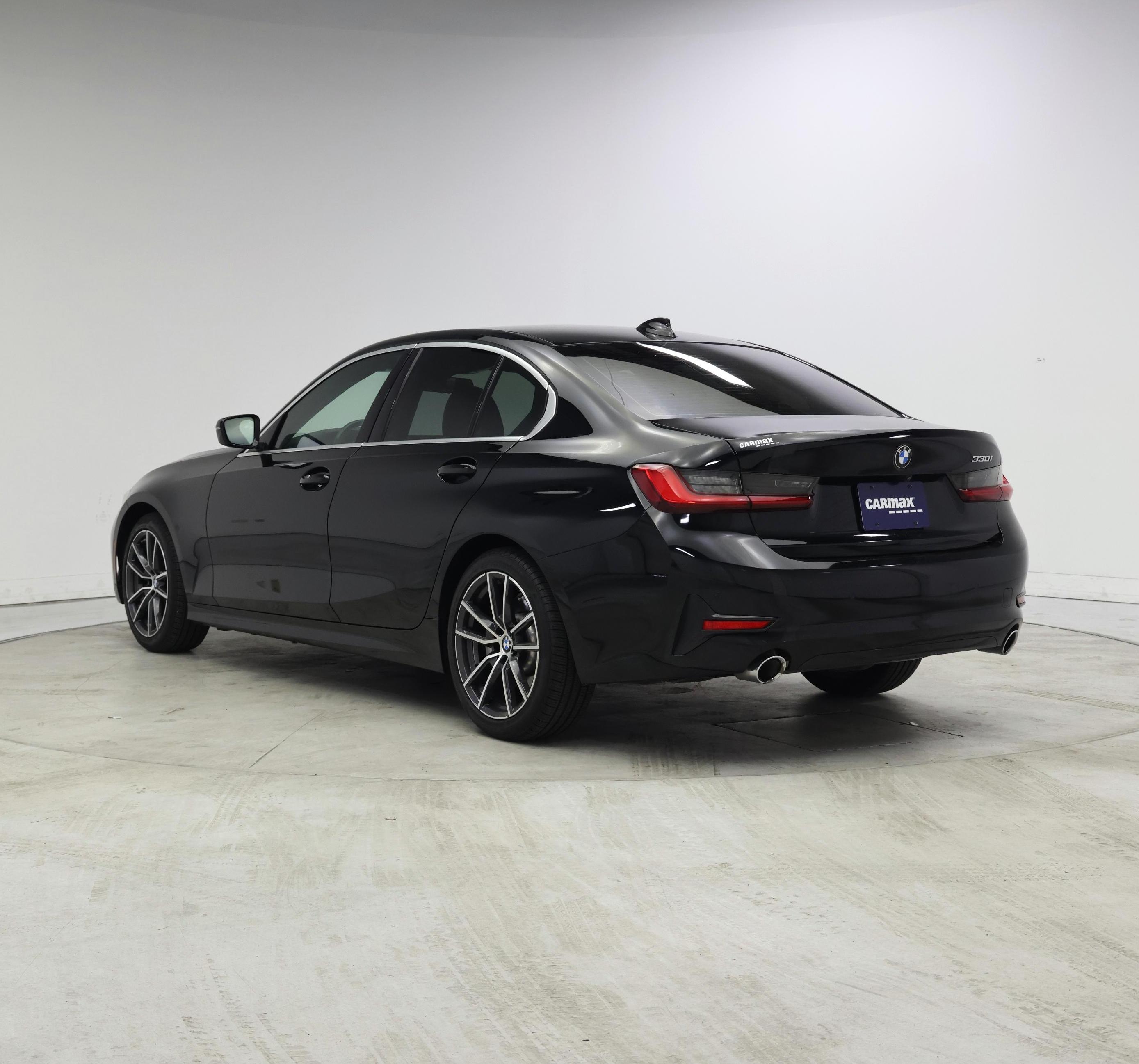 Thumbnail: 2021 BMW 3 Series - 2