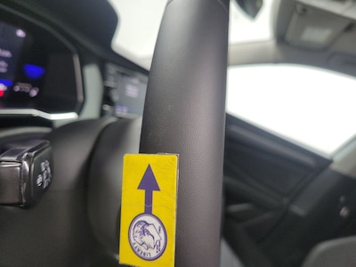 Steering Wheel  Cosmetic Imperfection