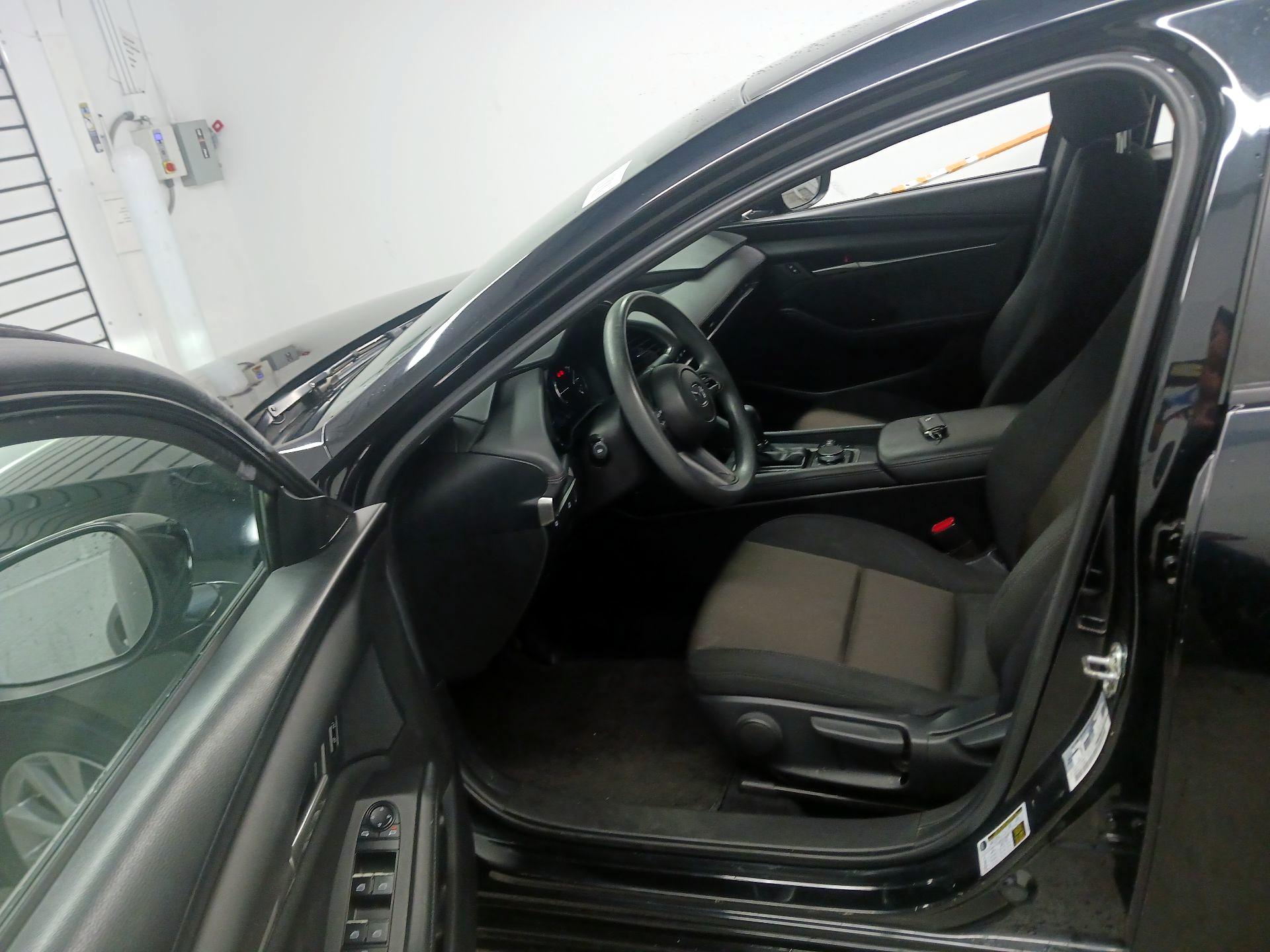 Thumbnail: 2020 Mazda Mazda3 - 11