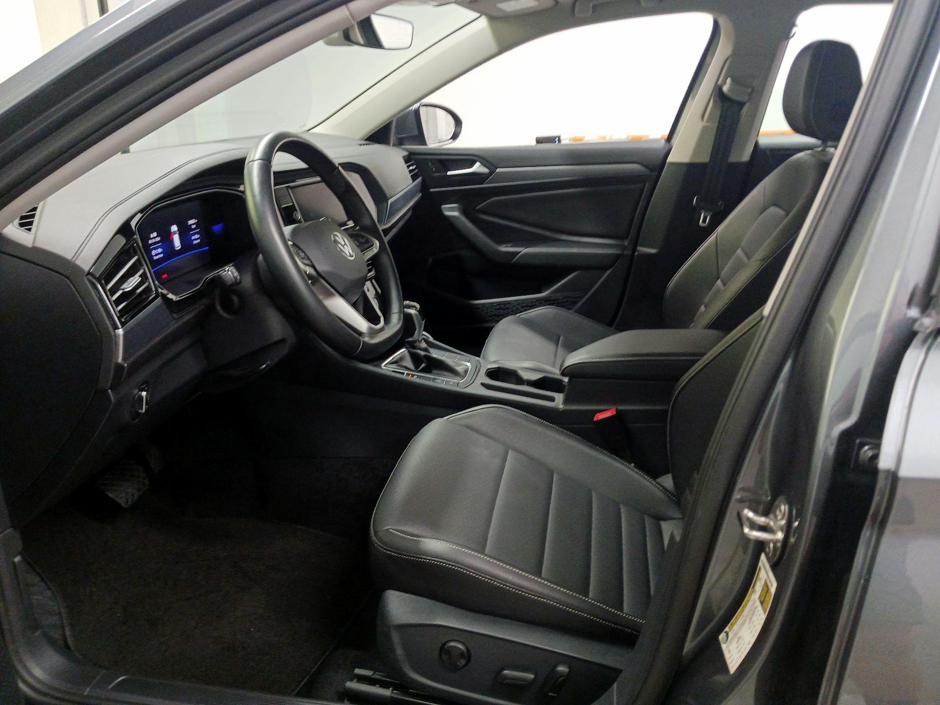 Thumbnail: 2024 Volkswagen Jetta - 11