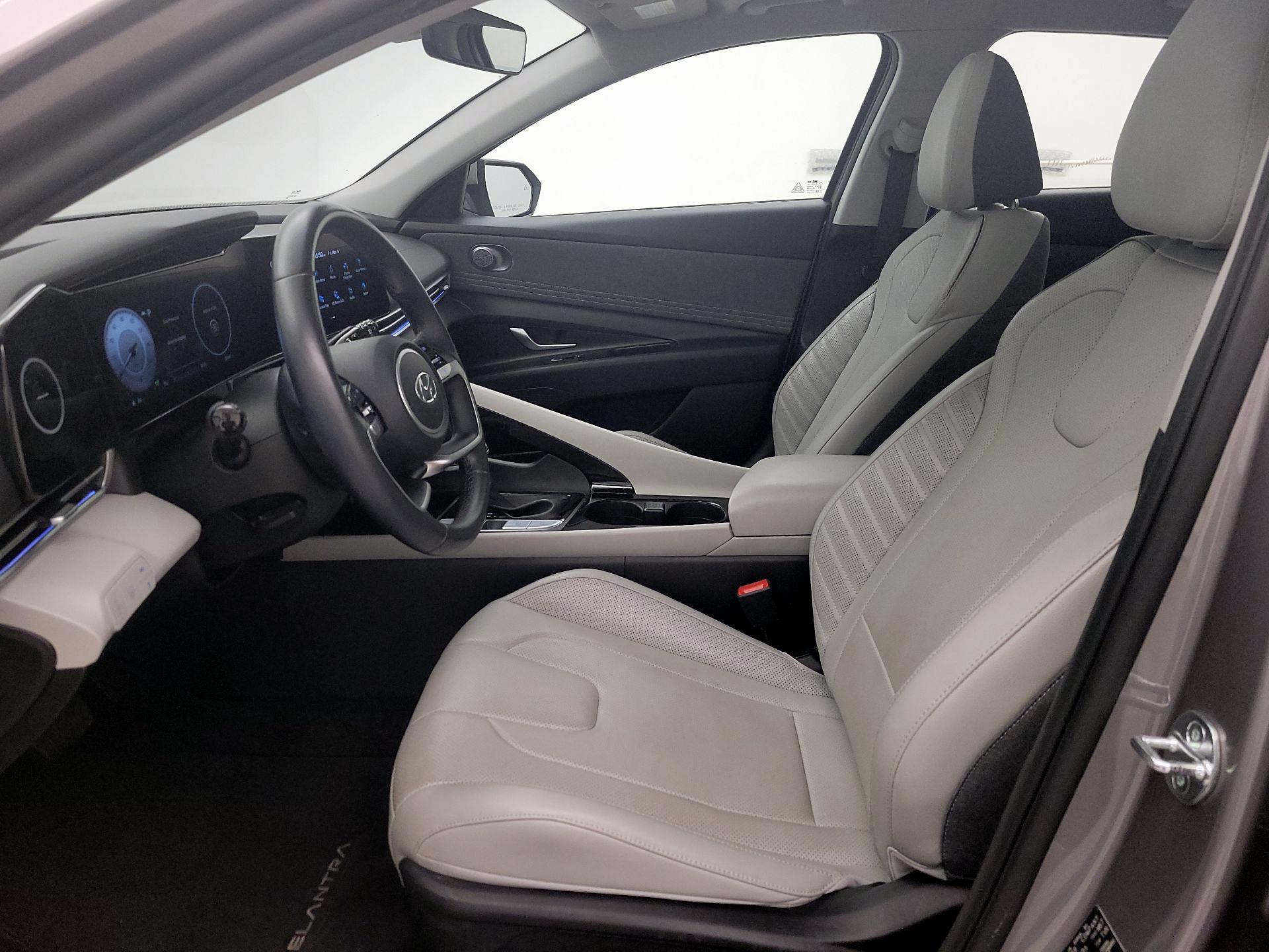 Thumbnail: 2023 Hyundai Elantra - 11