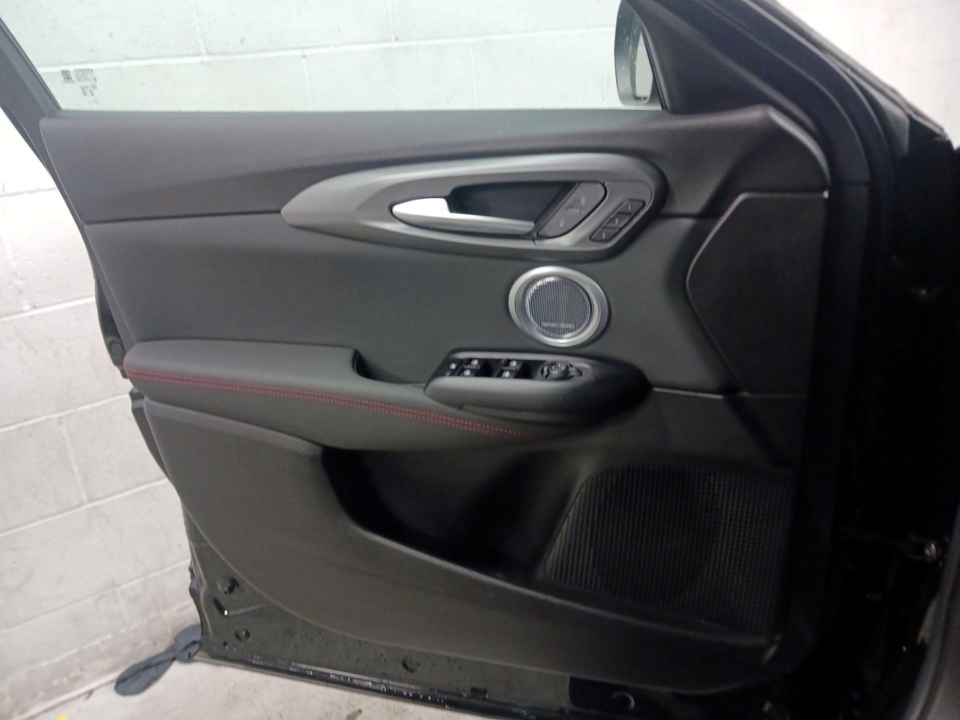 Thumbnail: 2024 Dodge Hornet - 12