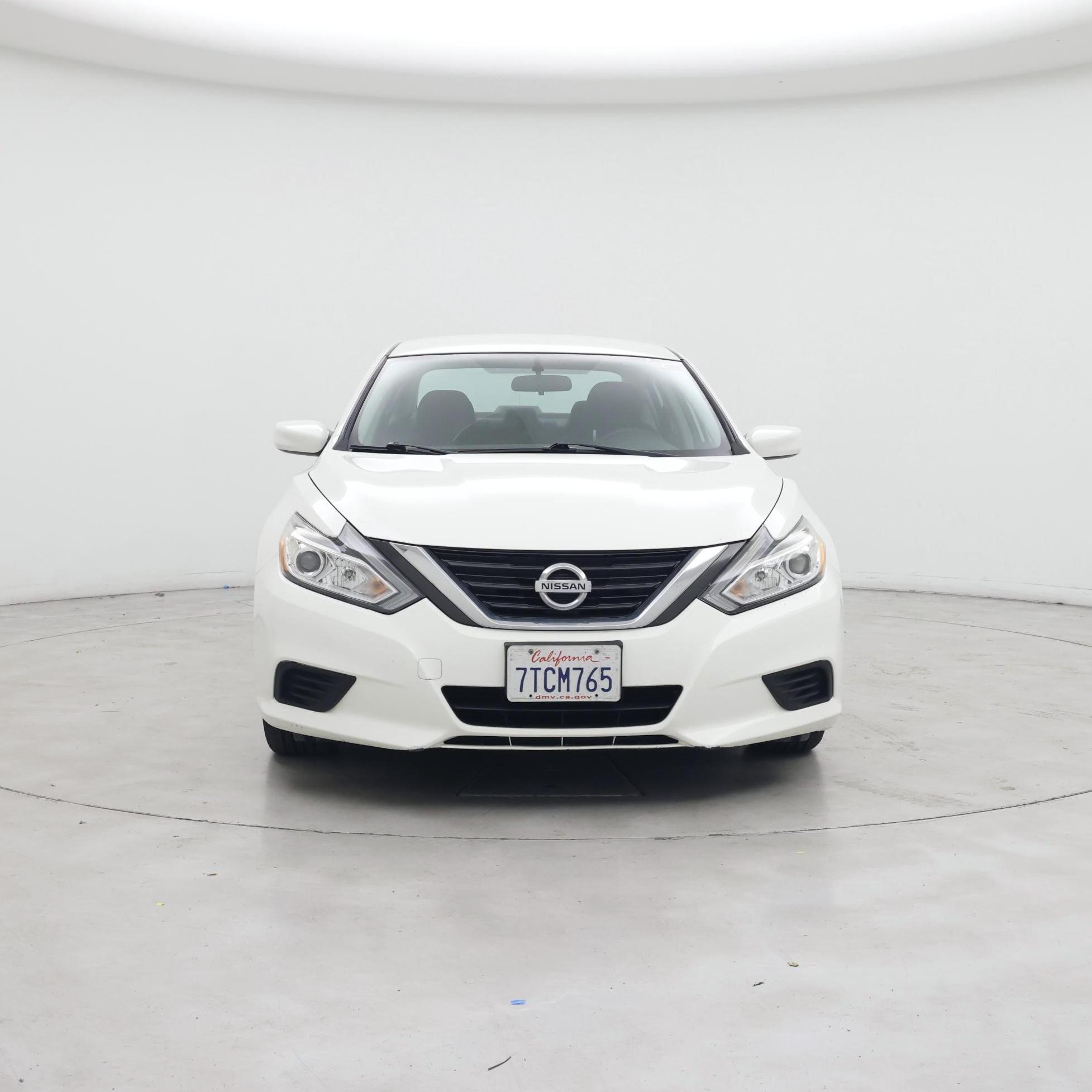 Thumbnail: 2016 Nissan Altima - 5
