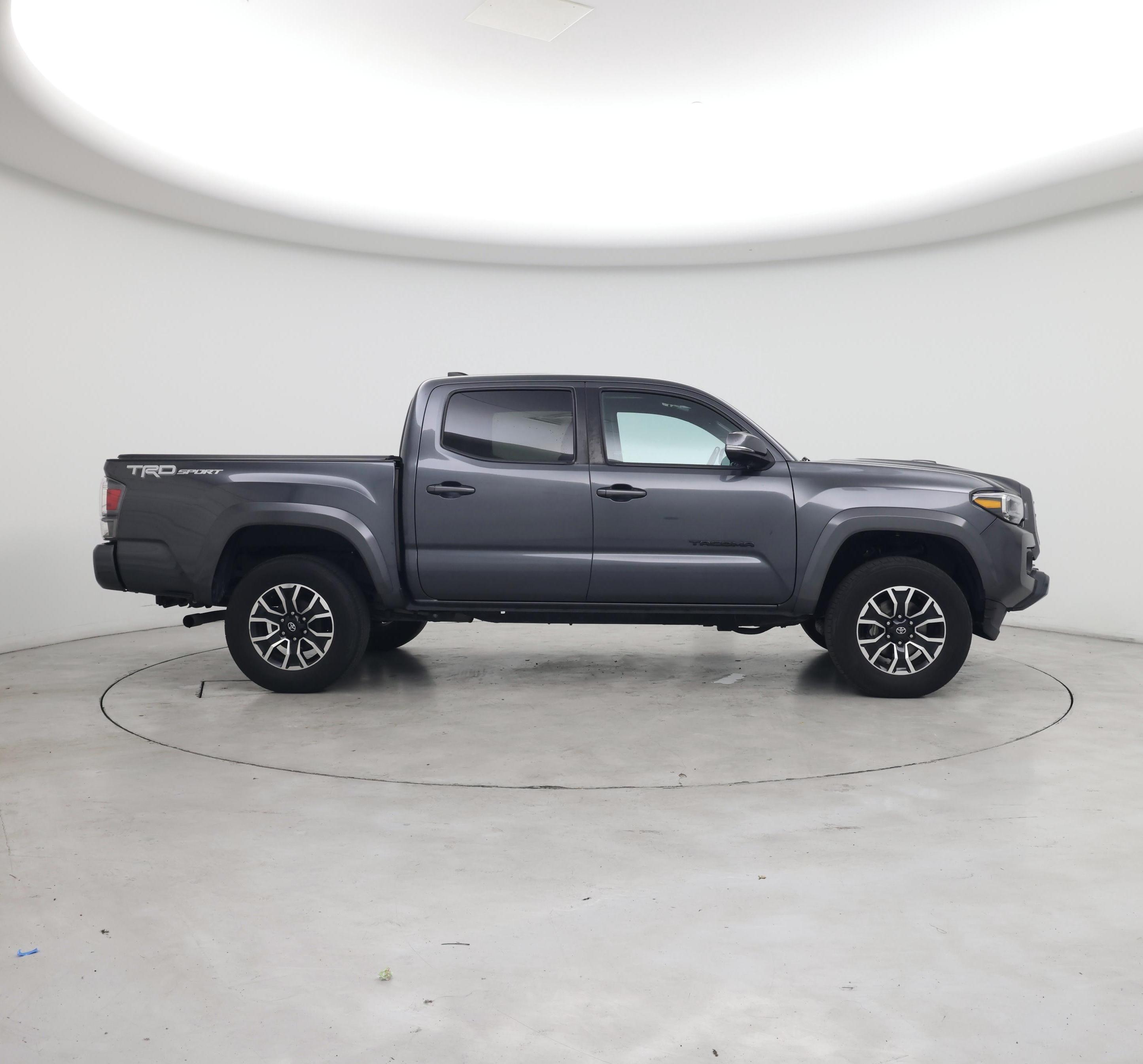 Thumbnail: 2022 Toyota Tacoma - 7