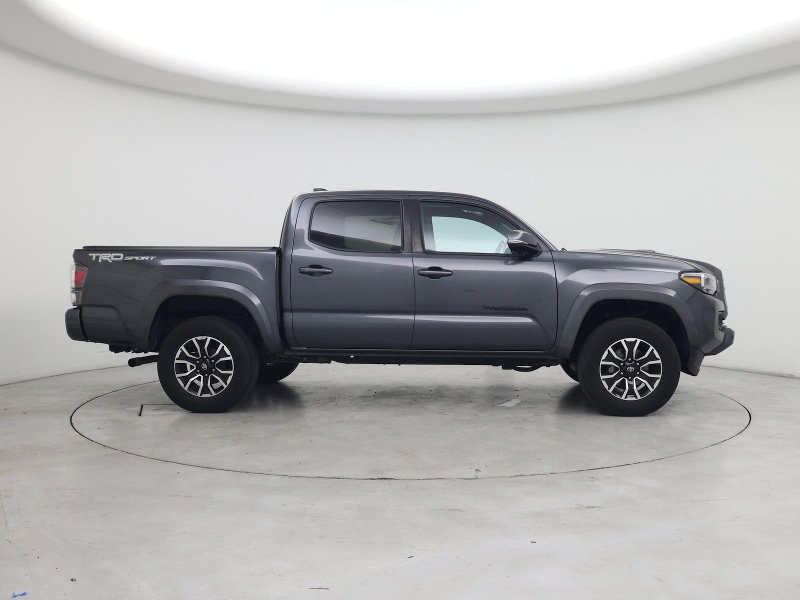 2022 Toyota Tacoma TRD Sport - Photo 8