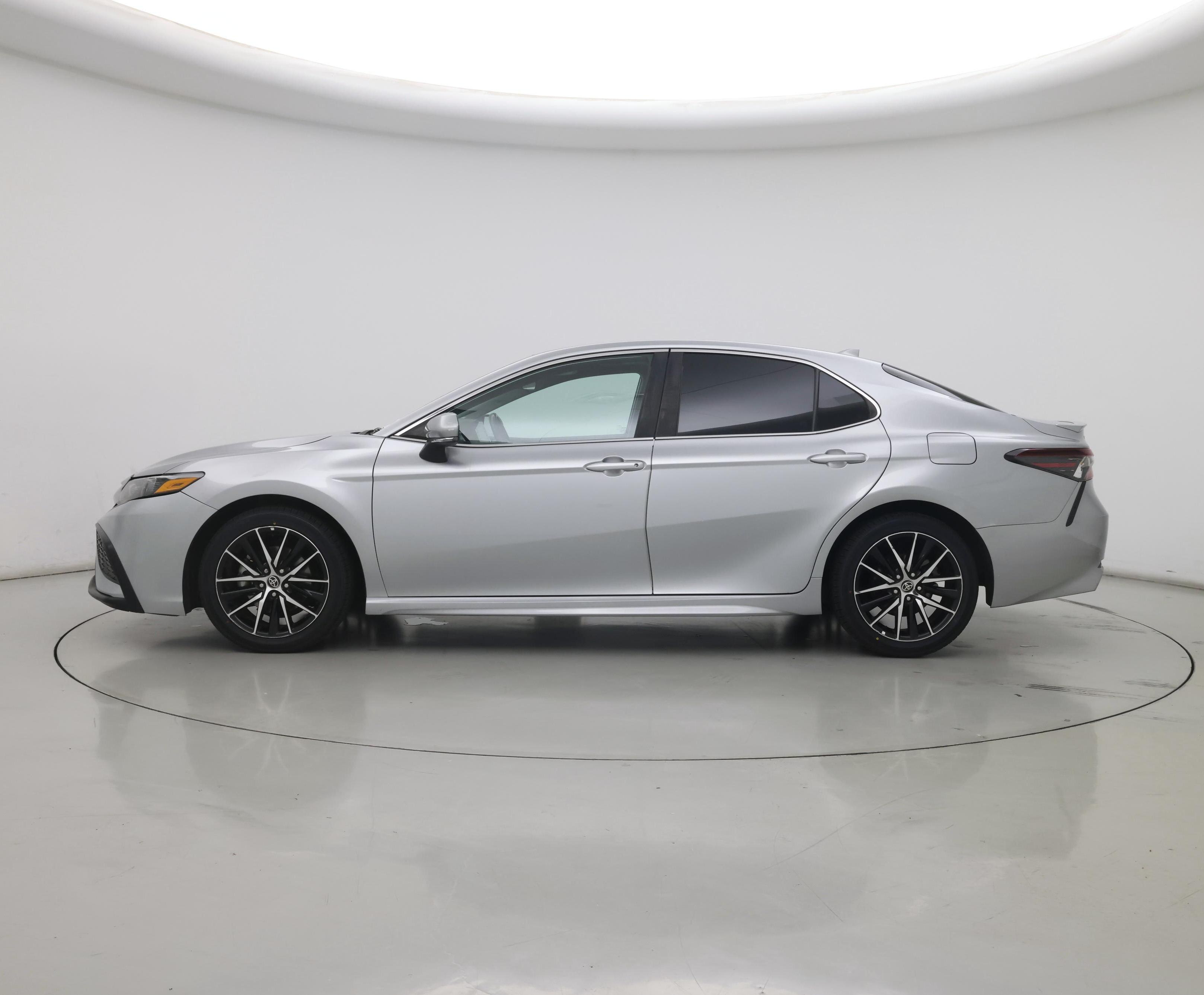 Thumbnail: 2023 Toyota Camry - 3
