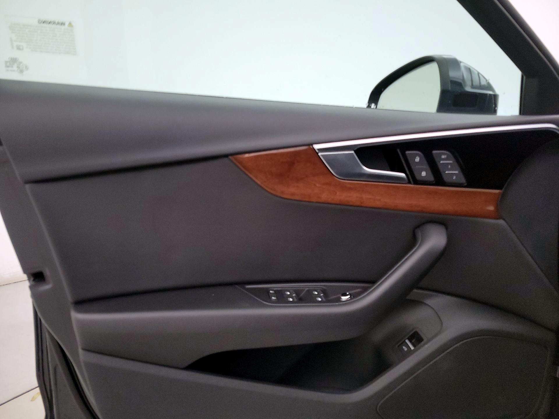 Thumbnail: 2023 Audi A4 - 12