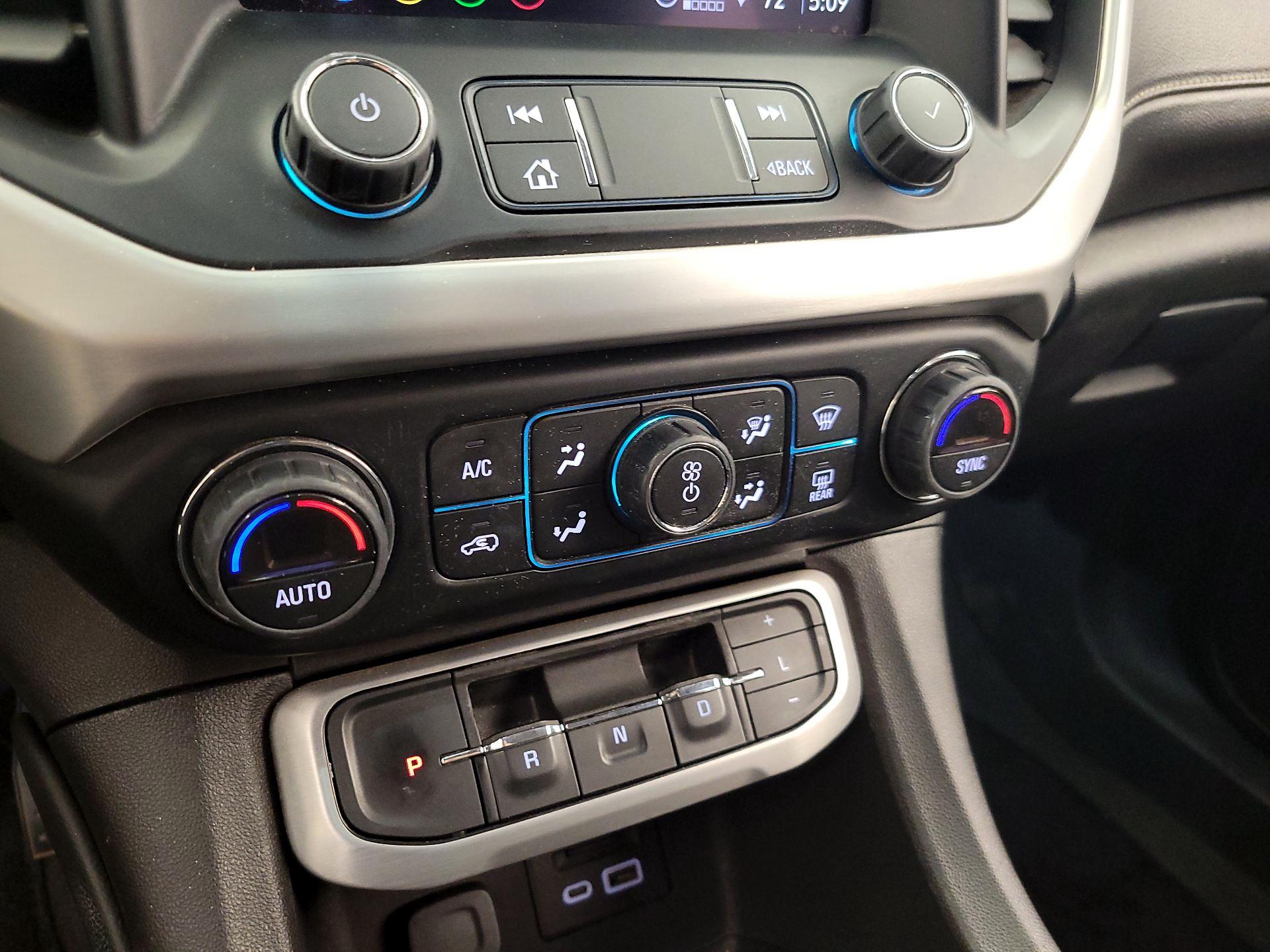 Thumbnail: 2023 GMC Acadia - 16