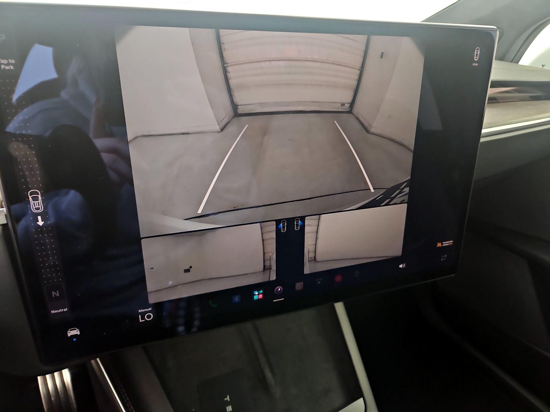 Thumbnail: 2022 Tesla Model X - 14