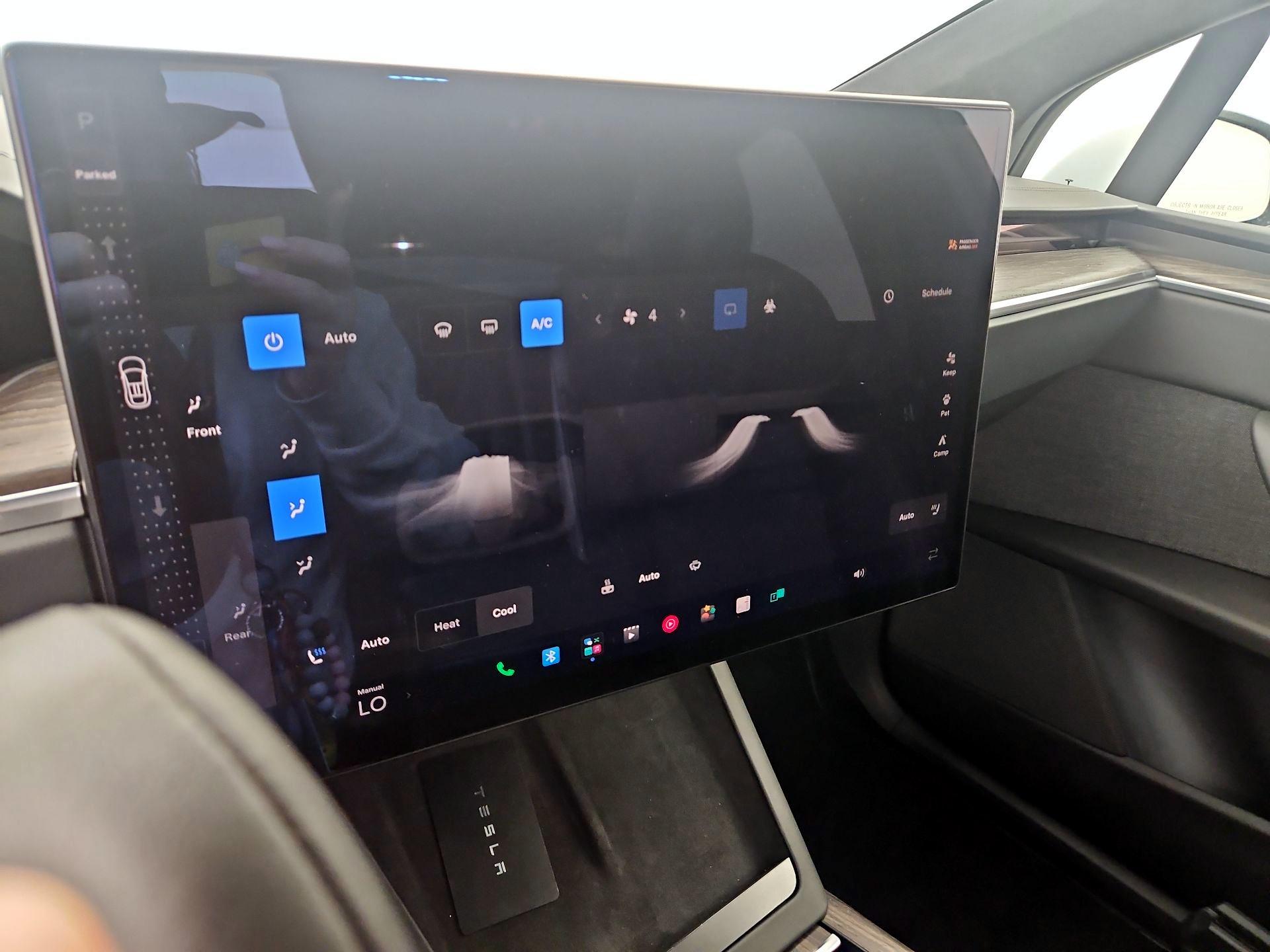 Thumbnail: 2022 Tesla Model X - 16