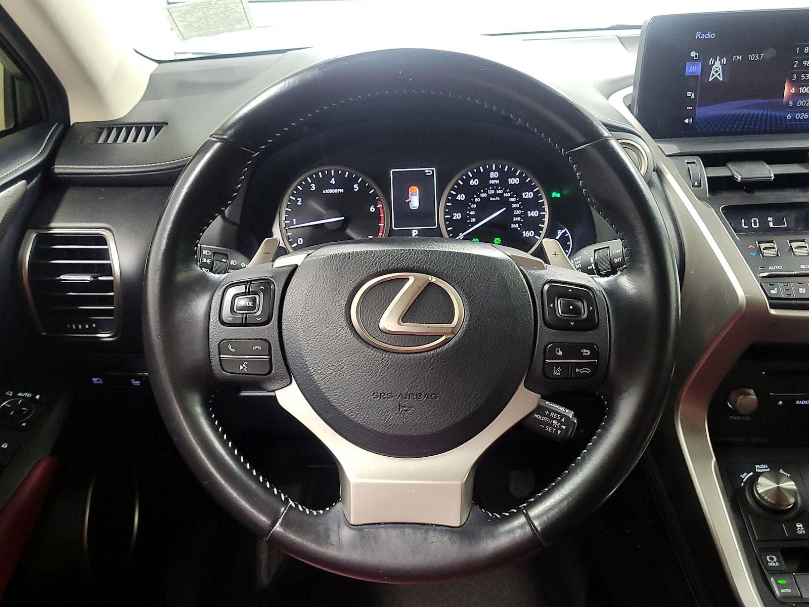 2020 Lexus NX 300 - Photo 11
