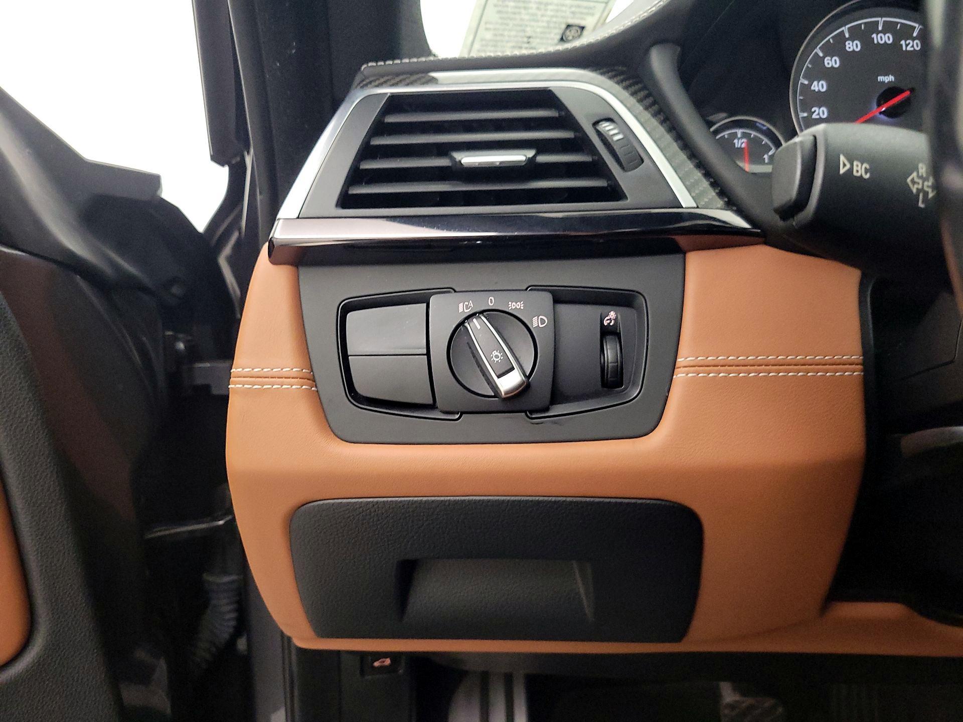 Thumbnail: 2016 BMW M4 - 13