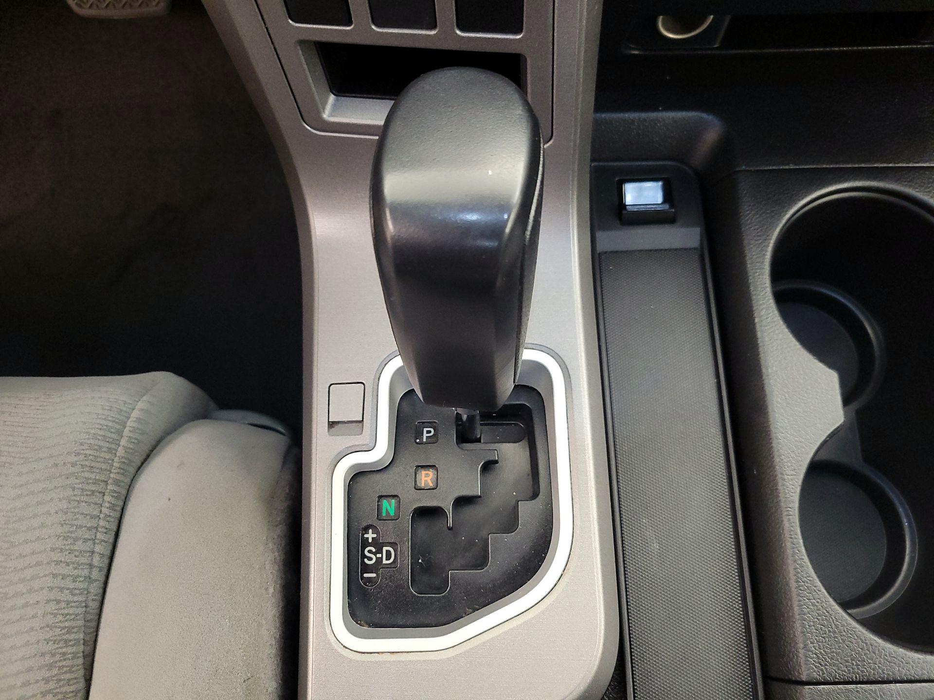 Thumbnail: 2017 Toyota Sequoia - 17