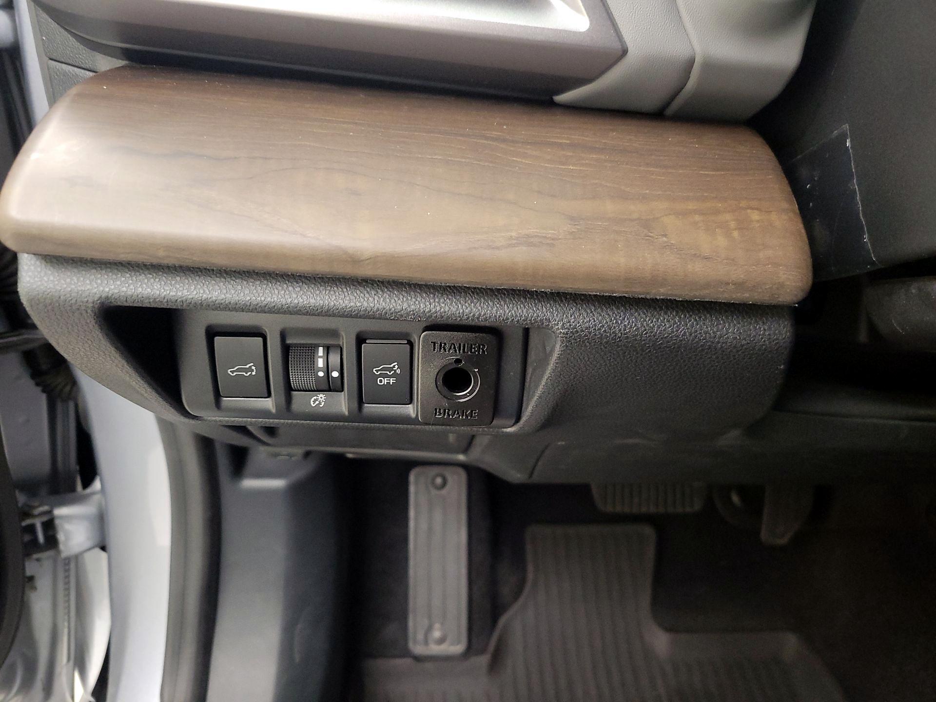 Thumbnail: 2020 Subaru Outback - 13