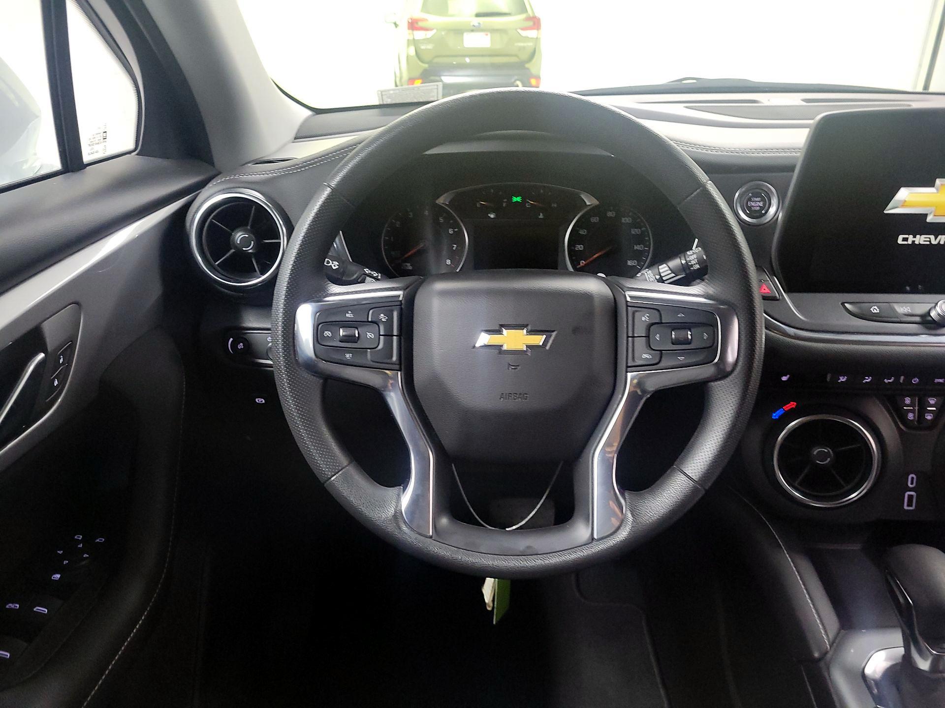 Thumbnail: 2025 Chevrolet Blazer - 10