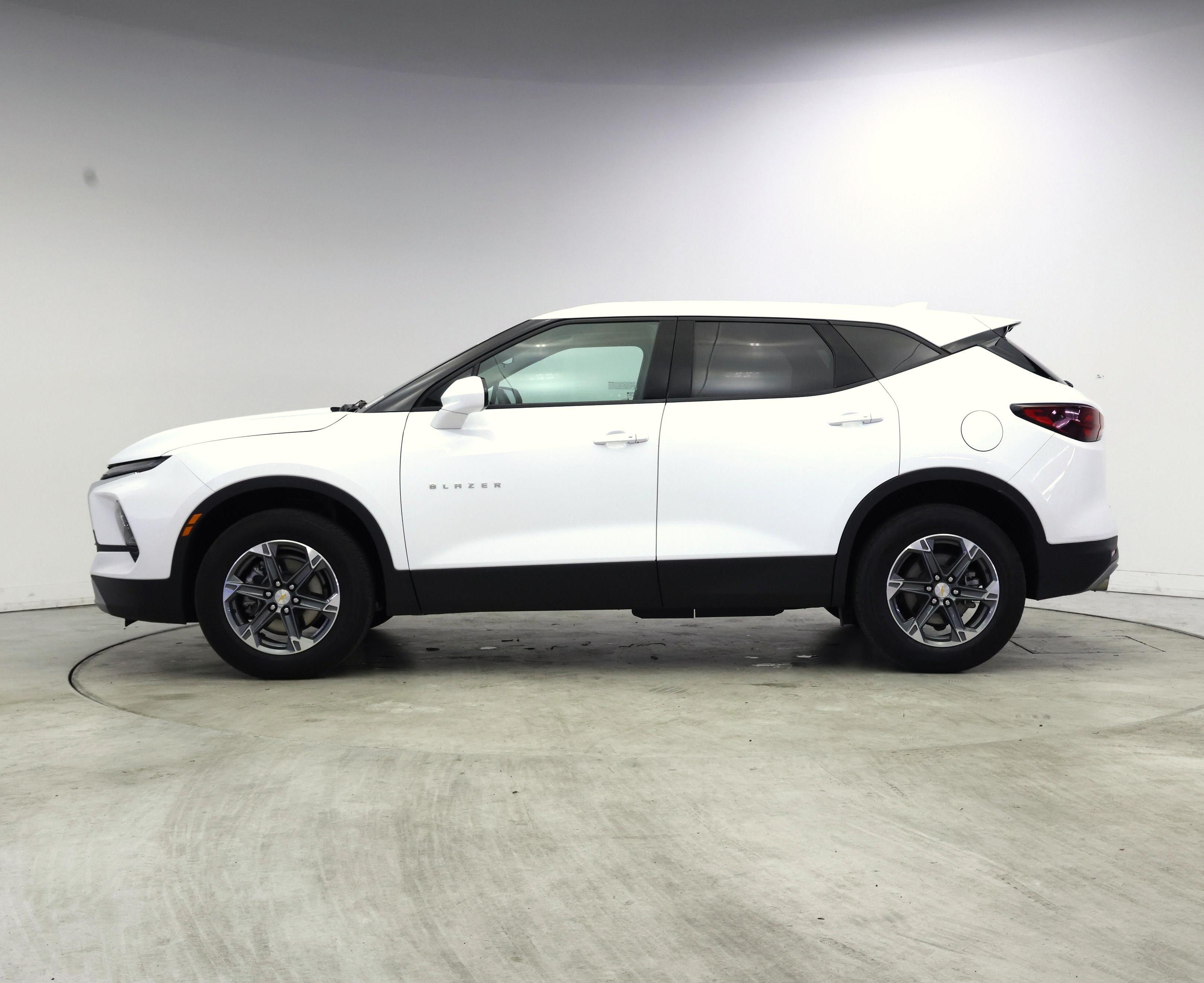 Thumbnail: 2025 Chevrolet Blazer - 3