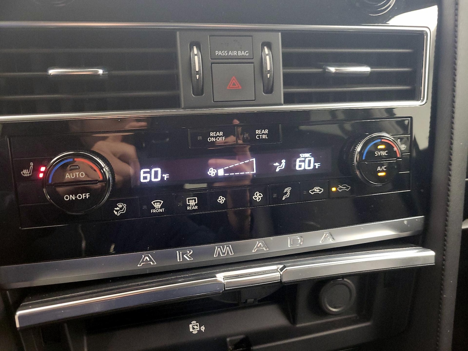 2024 Nissan Armada SV - Photo 15