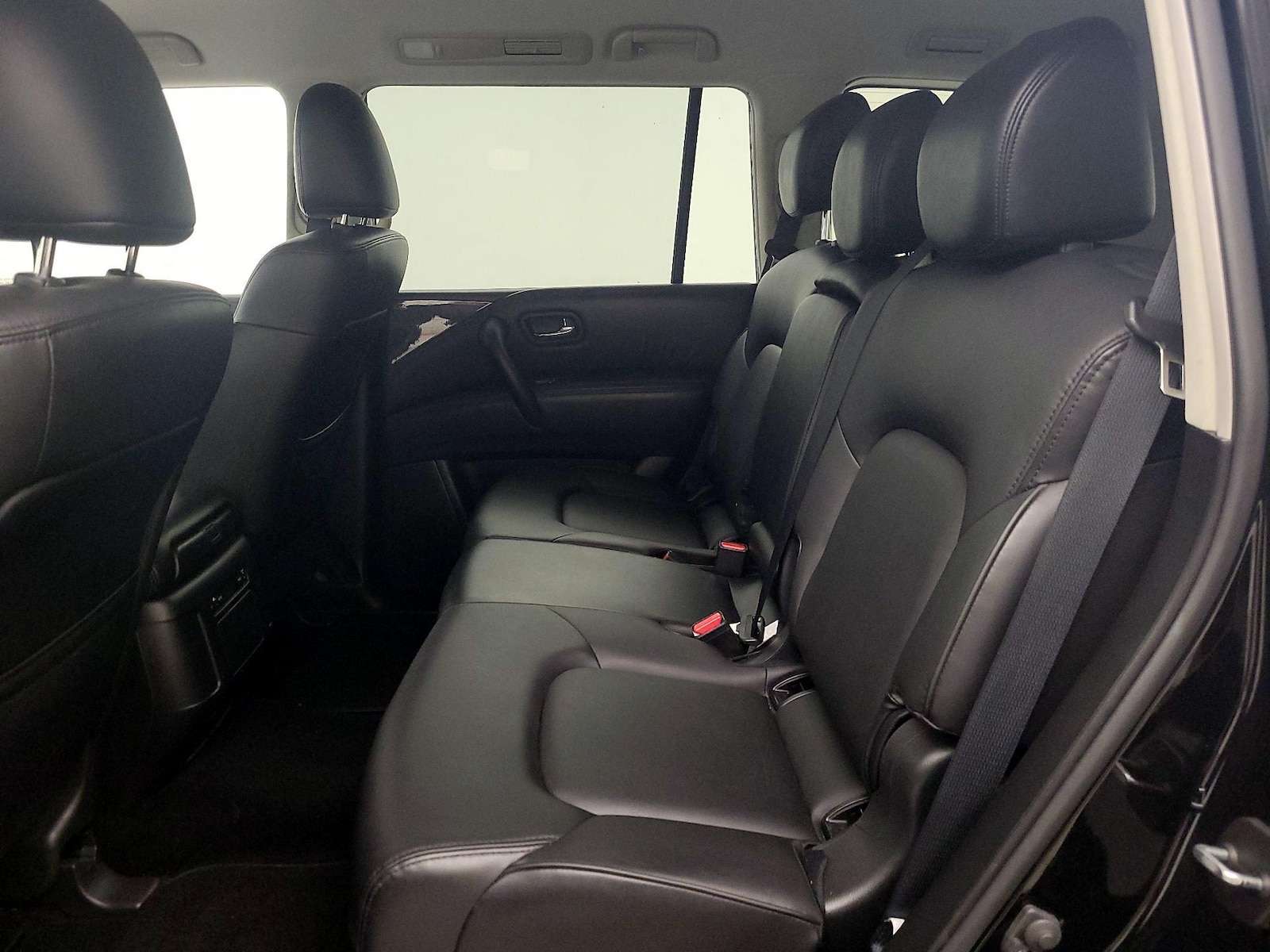 2024 Nissan Armada SV - Photo 18