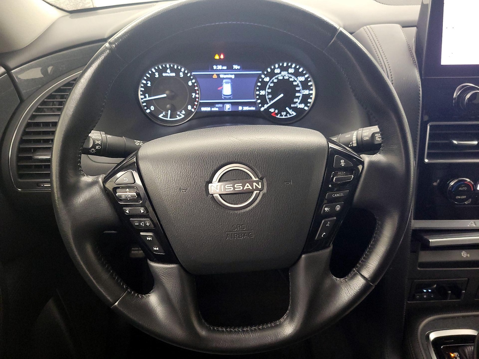 2024 Nissan Armada SV - Photo 9