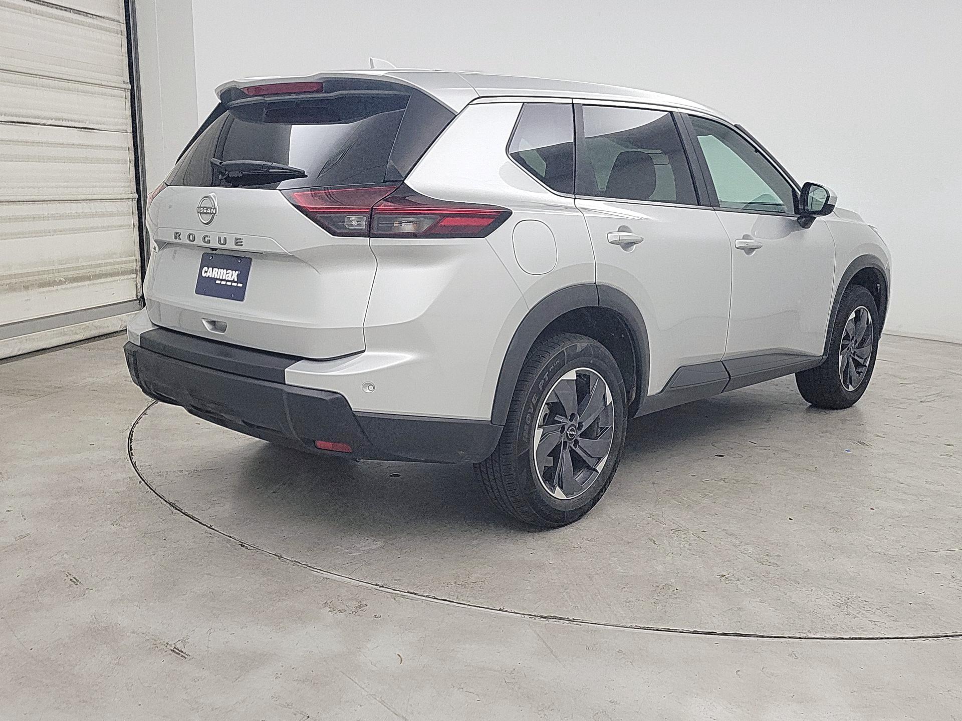Thumbnail: 2025 Nissan Rogue - 5