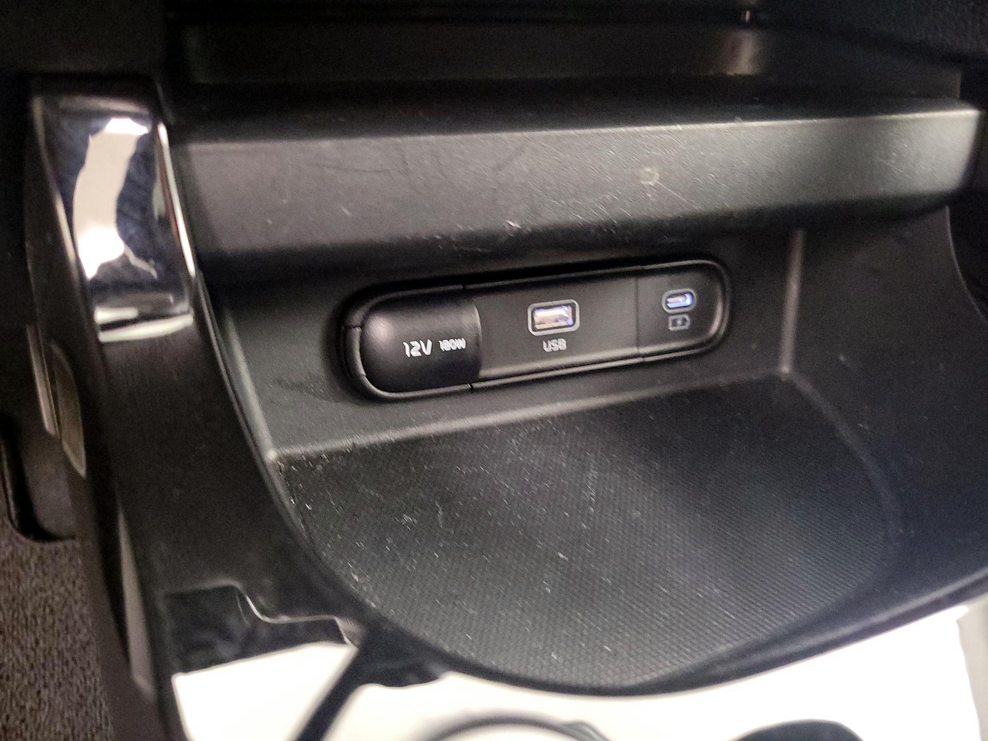 Thumbnail: 2025 Kia Seltos - 19