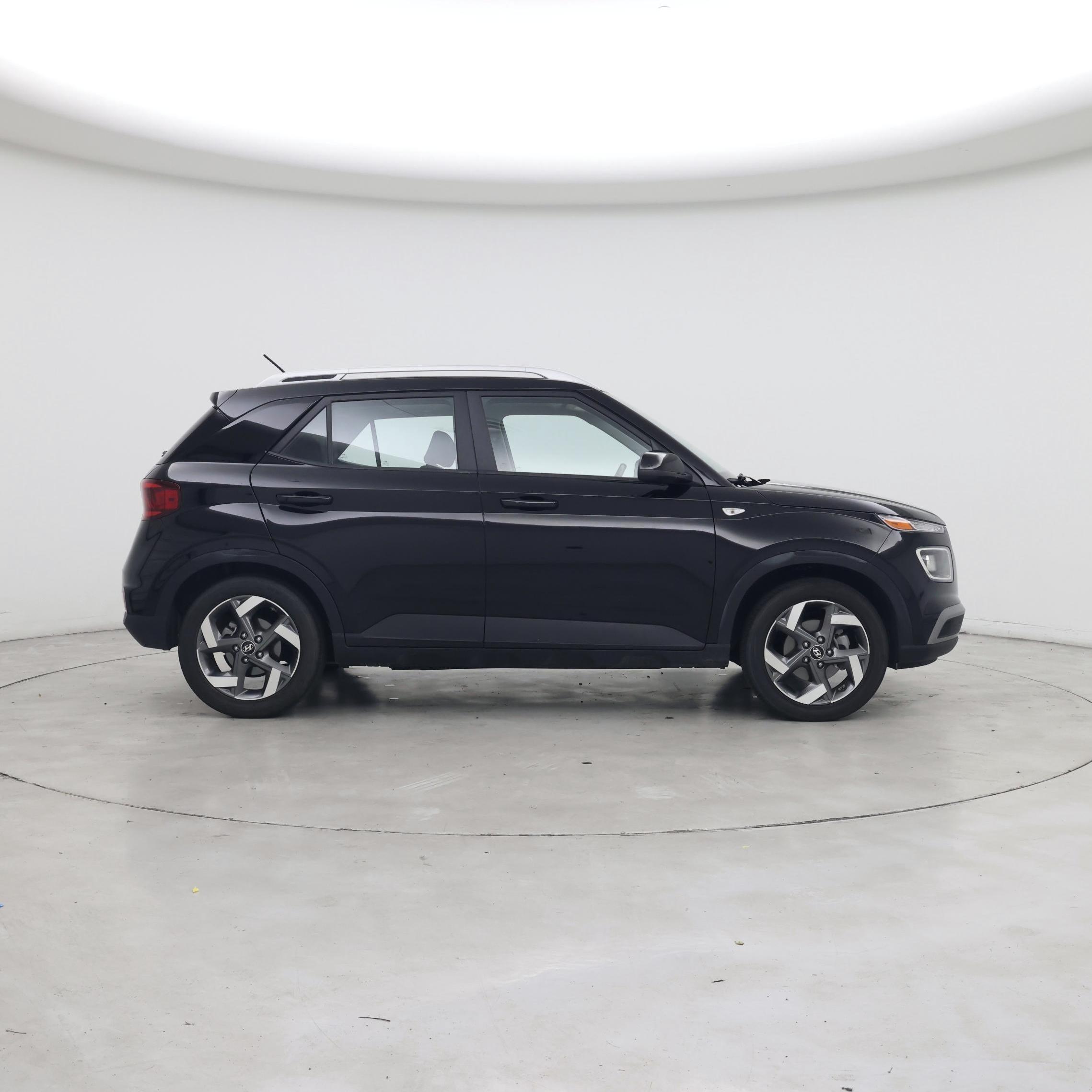 Thumbnail: 2025 Hyundai Venue - 7