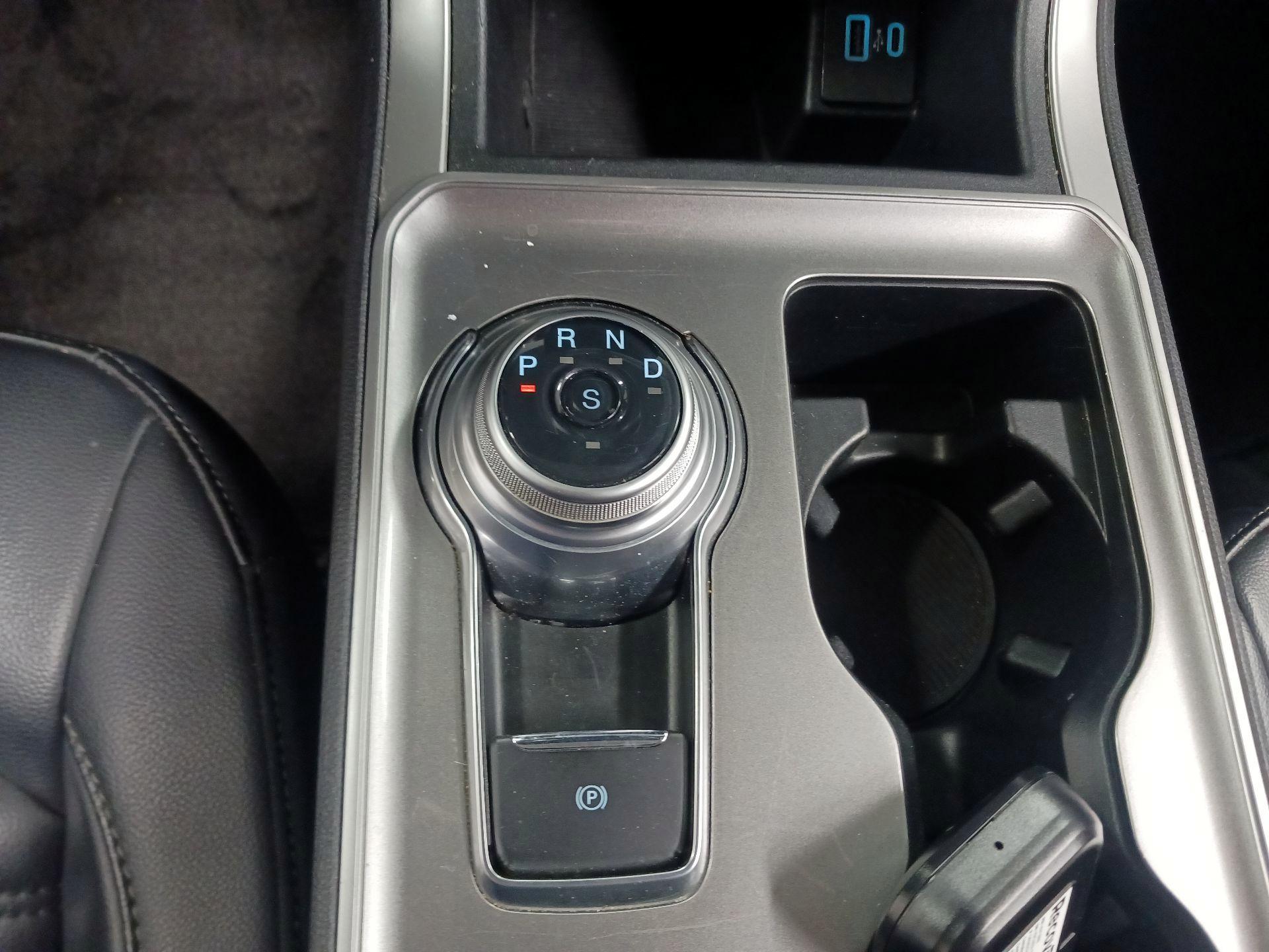 Thumbnail: 2024 Ford Edge - 15