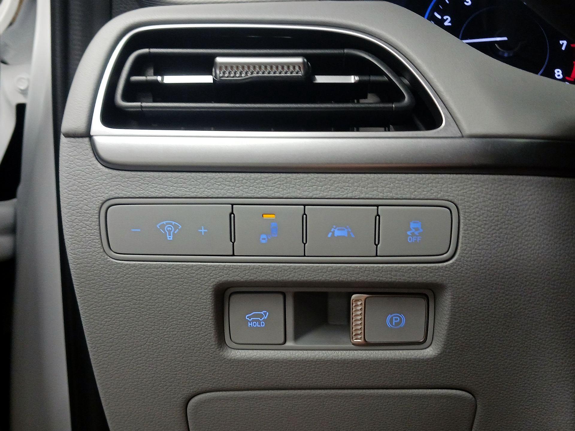 Thumbnail: 2022 Hyundai Palisade - 13